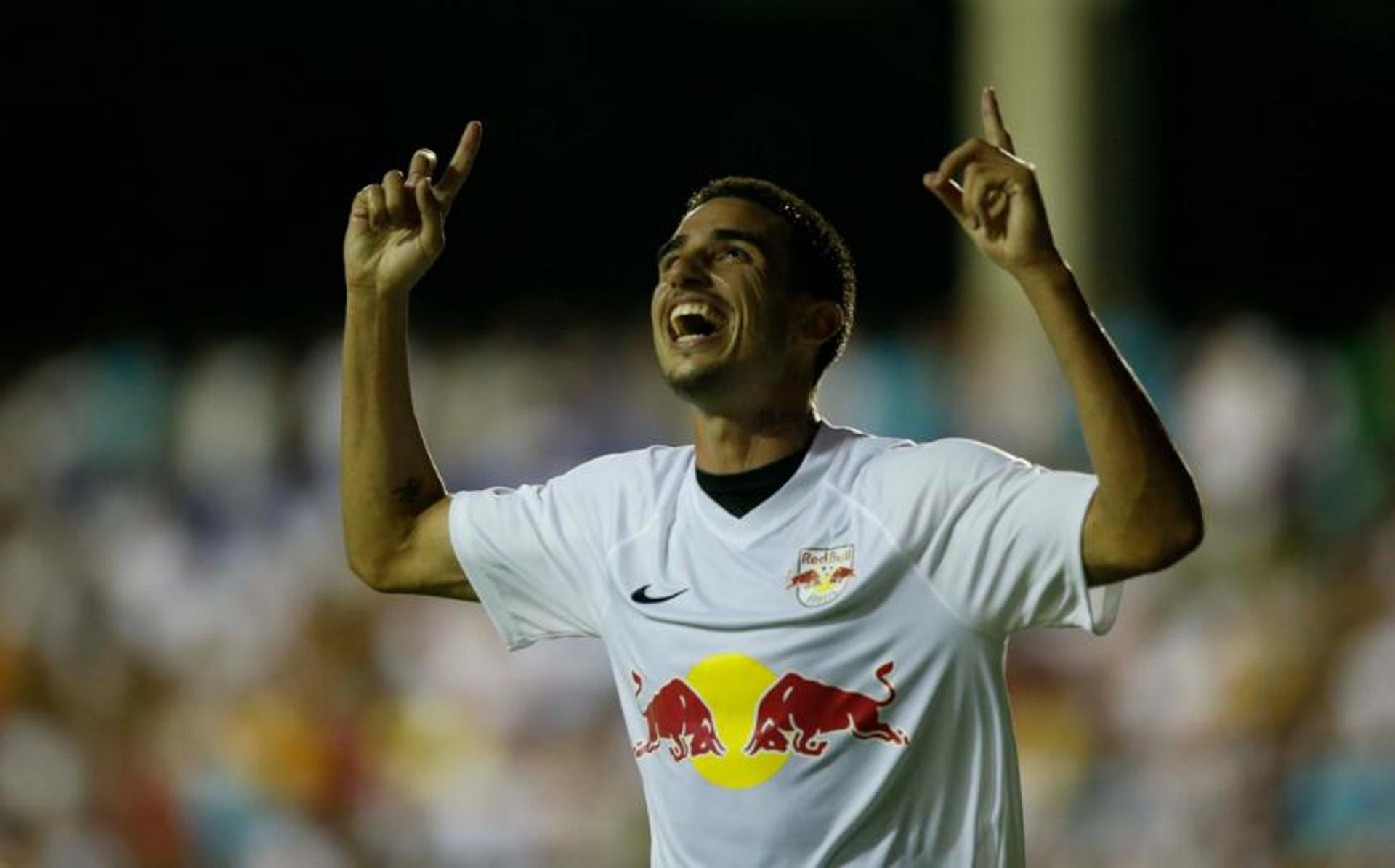 Red Bull Brasil x Santos - Thiago Galhardo deixou sua marca no jogo (Foto: Ari Ferreira/Lancepress!)