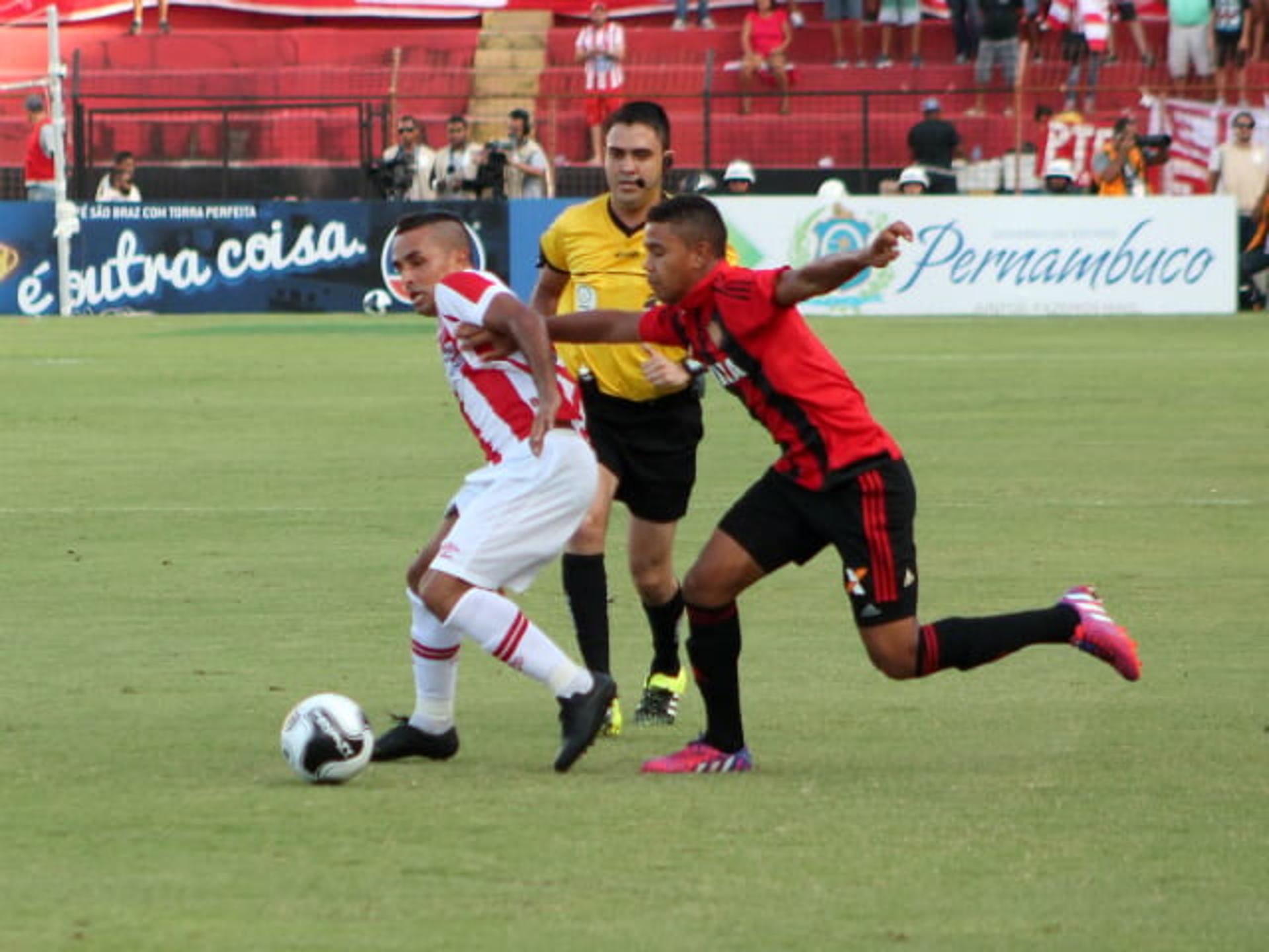 Náutico perdeu para o Sport (Foto: Site Oficial / Náutico)