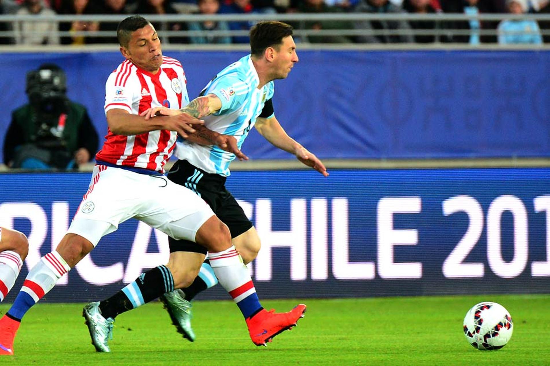 Argentina x Paraguai - Messi (Foto: Martin Bernetti/ AFP)