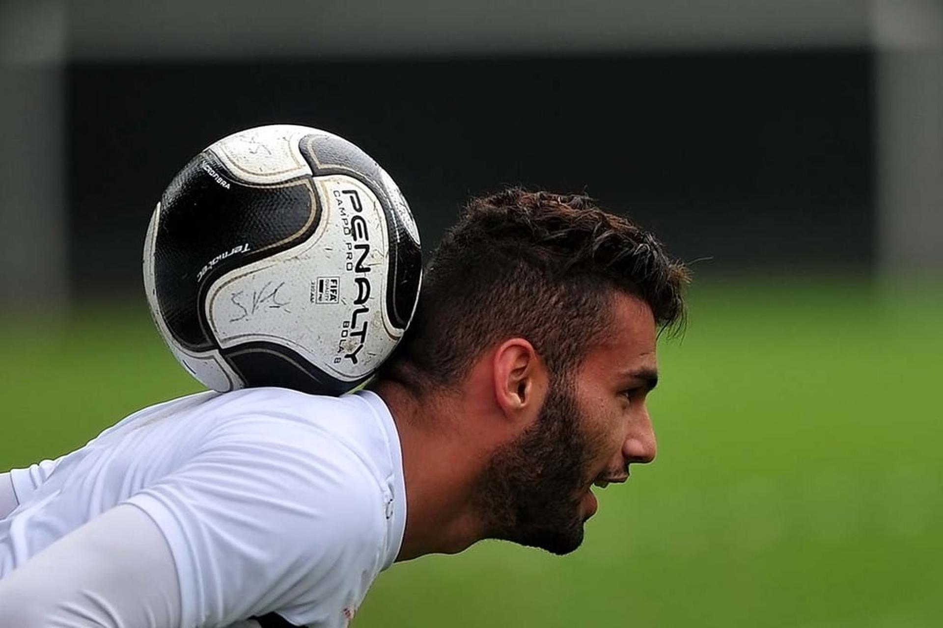 Thiago Maia - volante do Santos