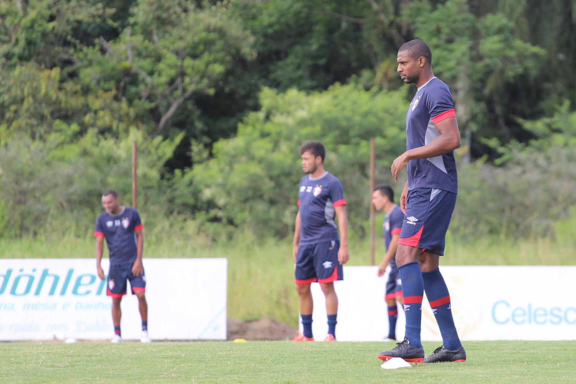 ​Rafael Donato durante treinamento do Joinville (Foto: Divulgação / Joinville)