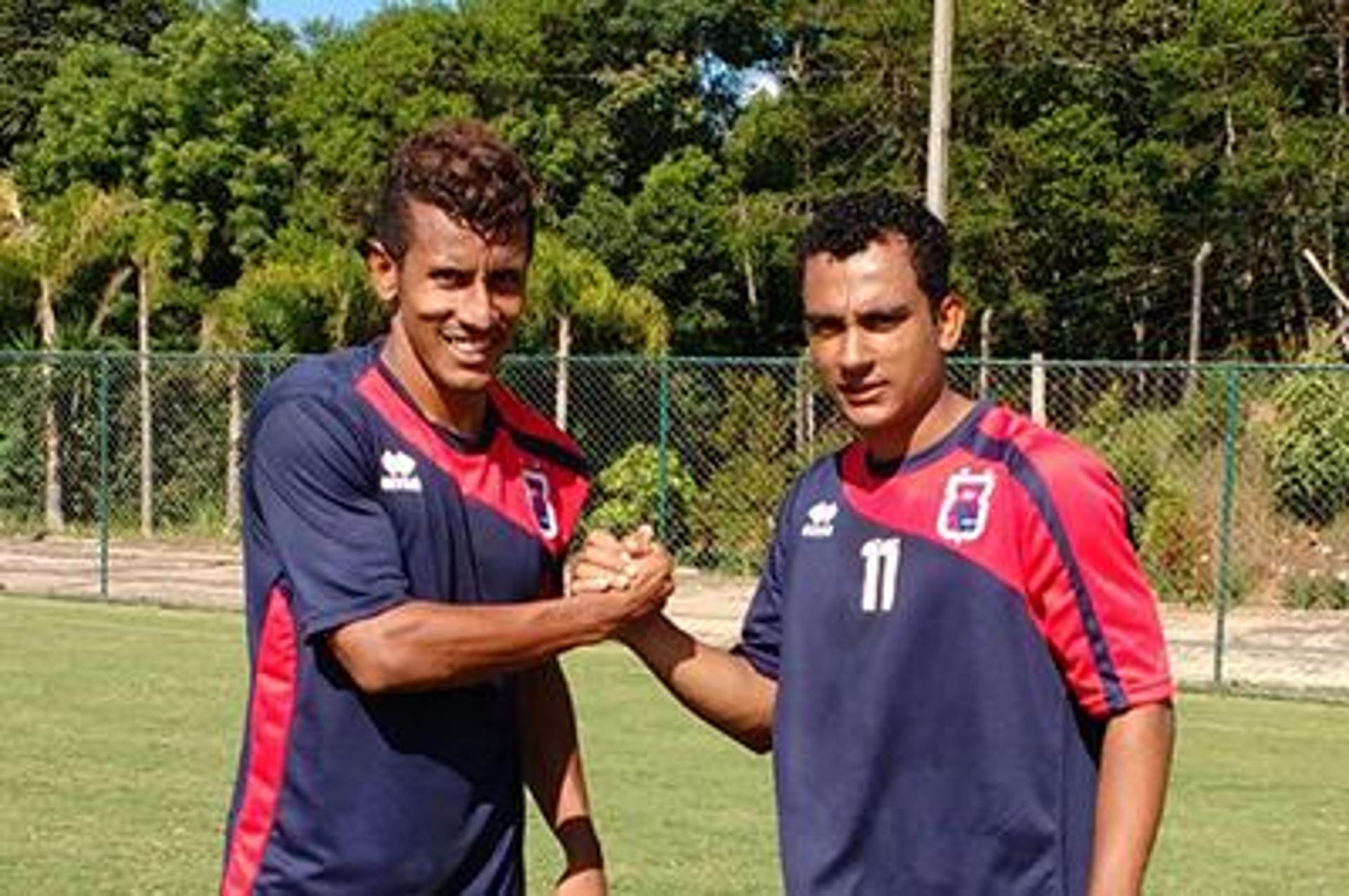 Meias Válber e Nádson jogaram os noves jogos do Paraná no Estadual