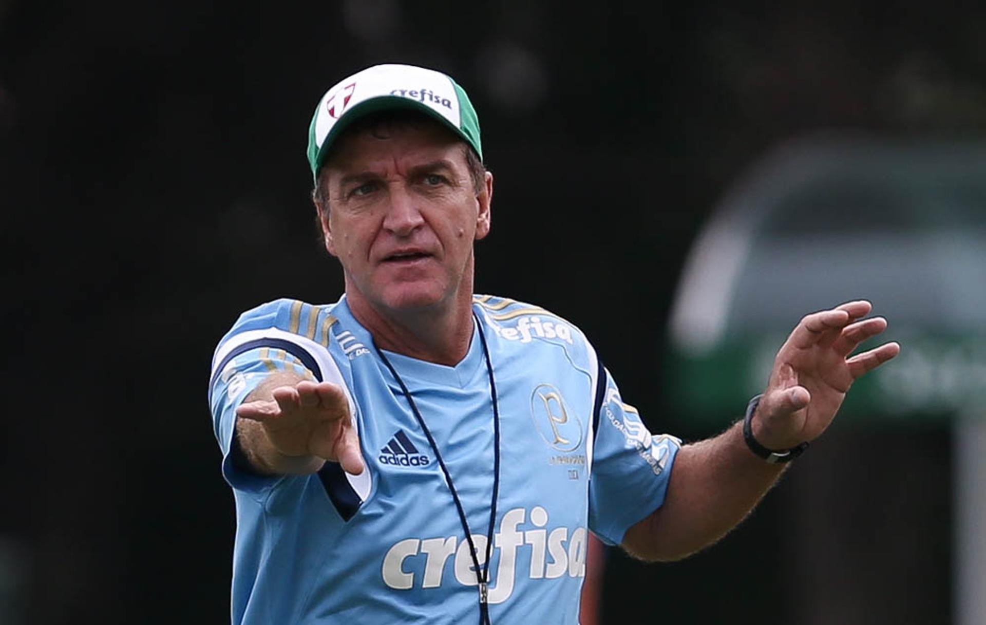 Cuca no treino do Palmeiras (Cesar Greco)