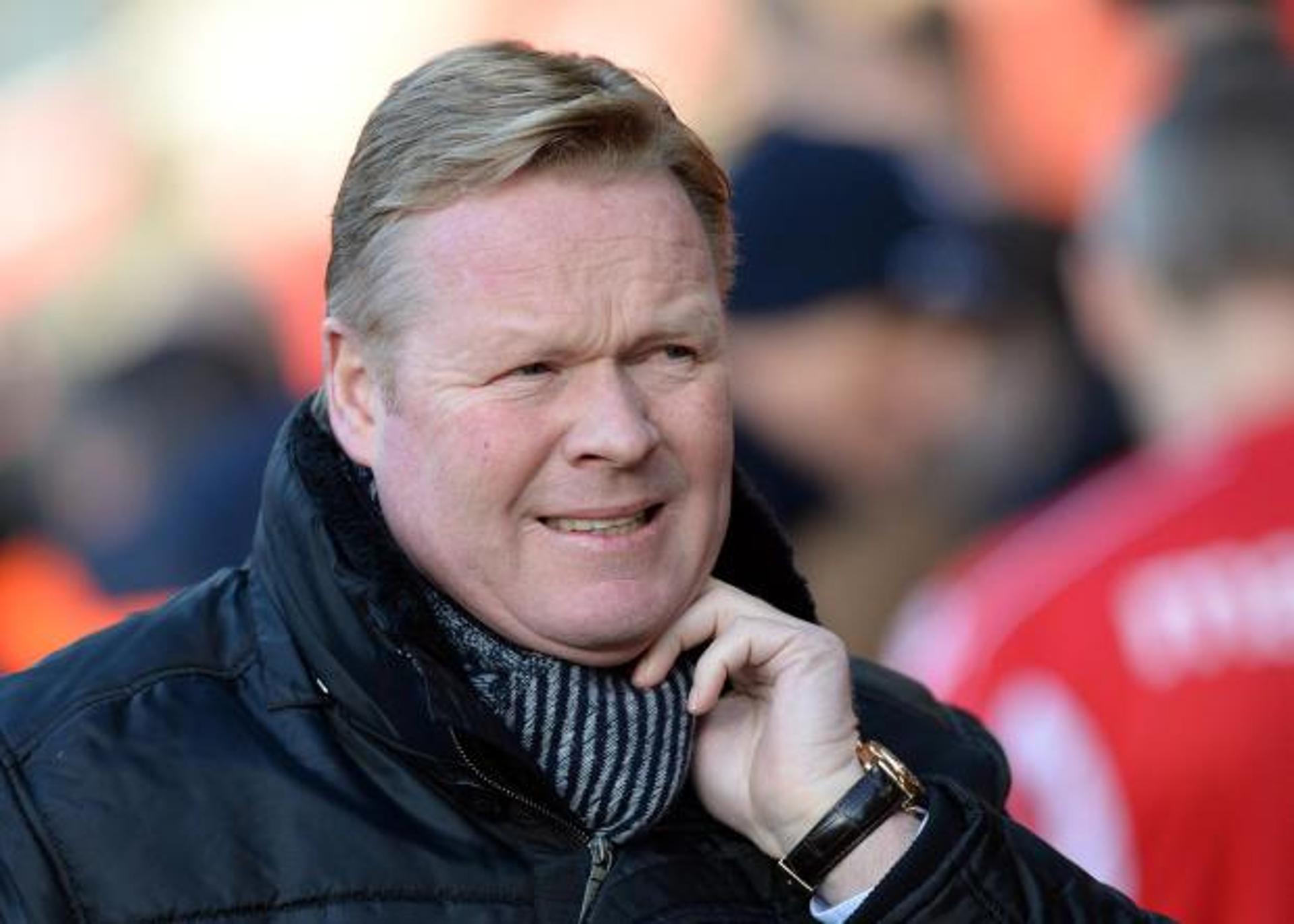 O holandês Ronald Koeman está com 53 anos de idade (Foto: AFP)