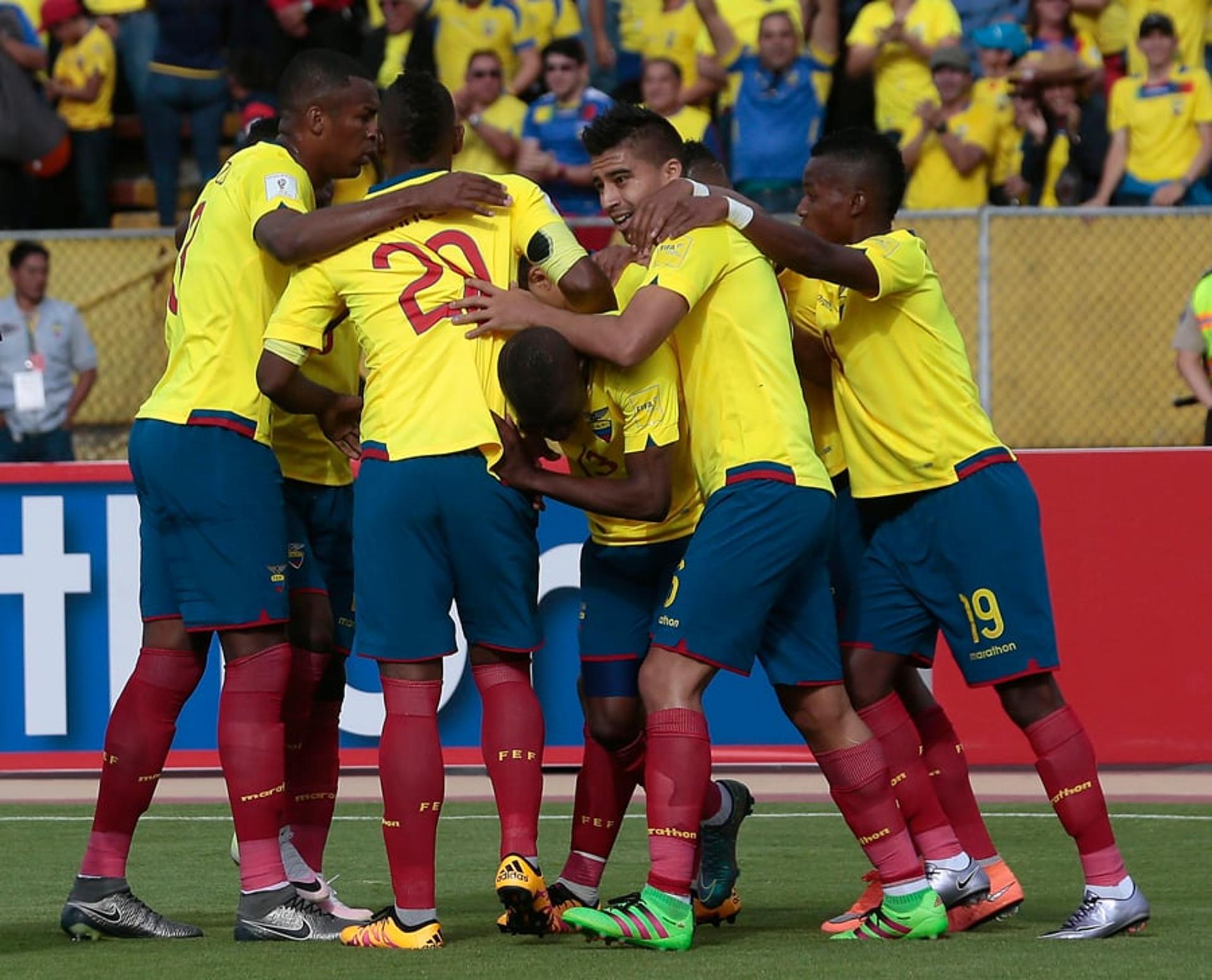 Eliminatorias - Equador x Paraguai (foto:RODRIGO BUENDIA / AFP)