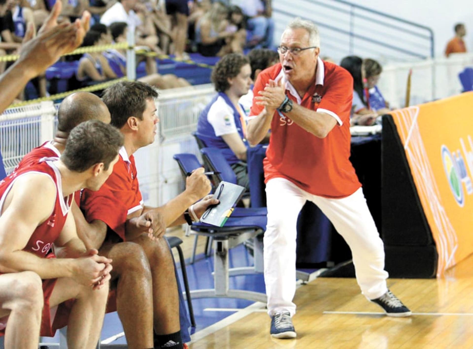 Basquete - ALberto Bial (foto:Divulgação)