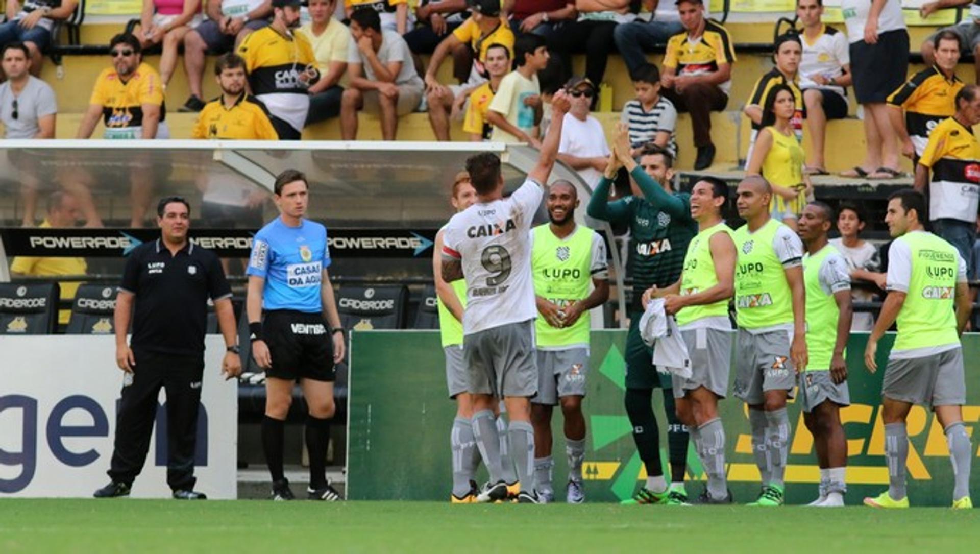 Rafael Moura, autor de um dos gols na vitória do Figueirense sobre o Criciúma (Foto: Luiz Henrique/Figueirense FC)