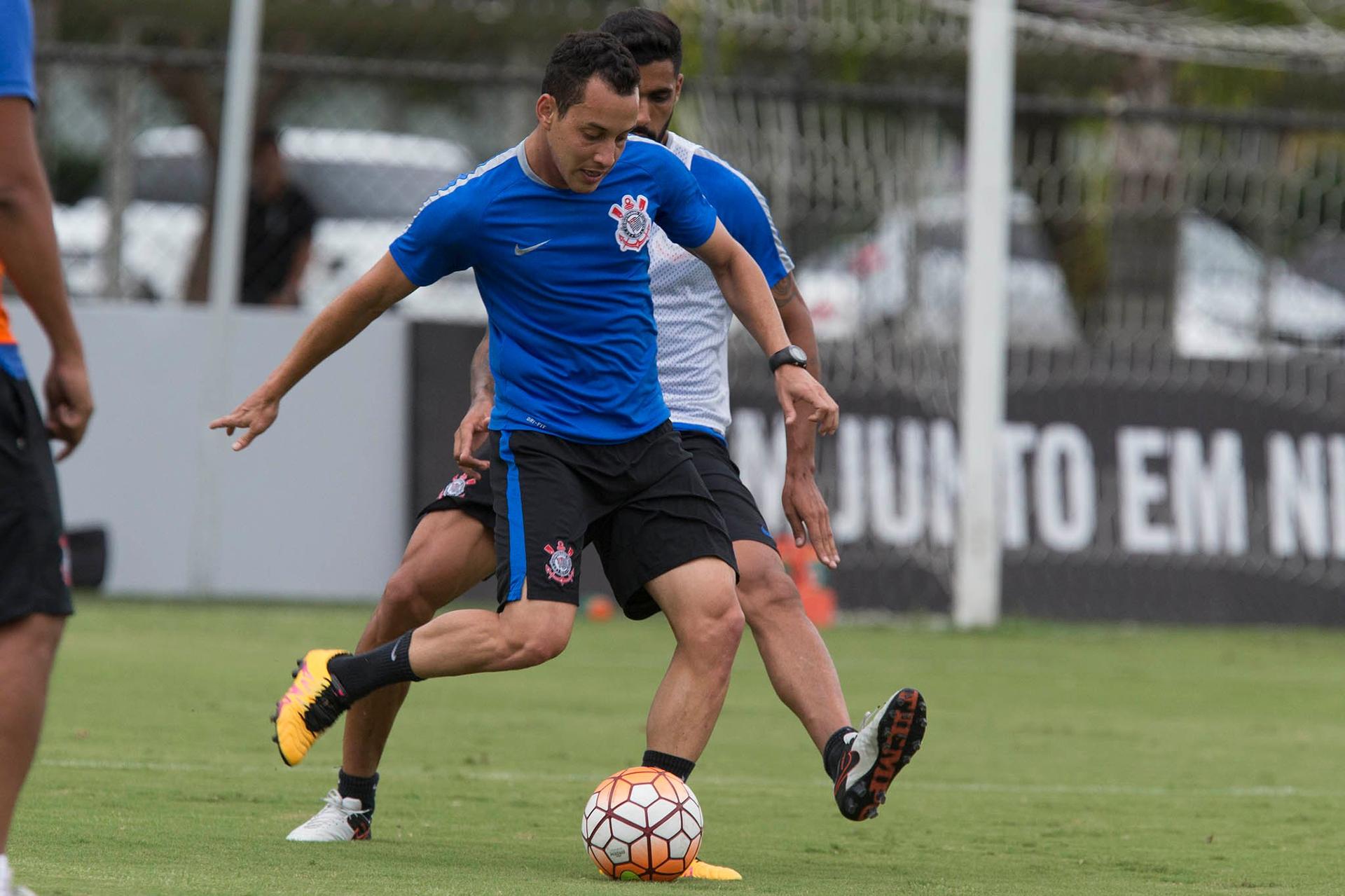 Rodriguinho firmou-se como titular do Corinthians nesta temporada (Foto: Daniel Augusto Jr)