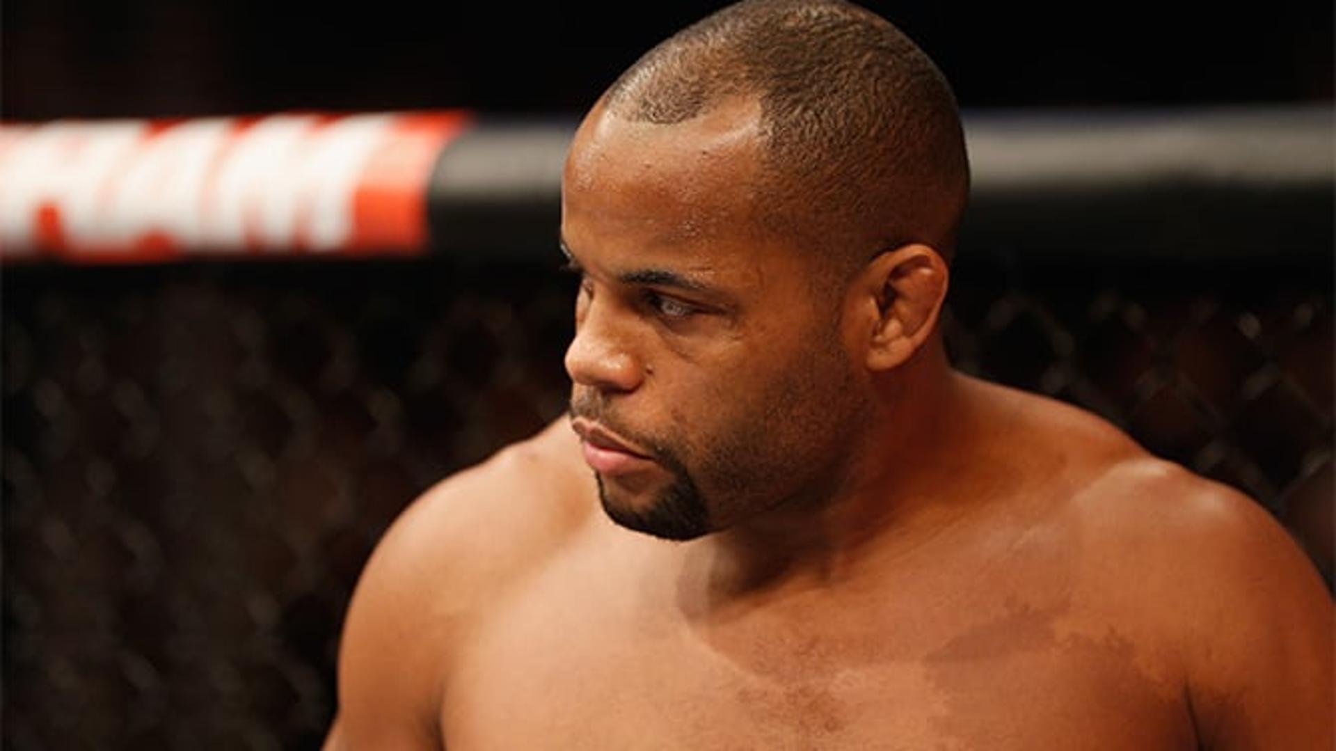 Cormier está fora do UFC 197 (Foto: Divulgação)