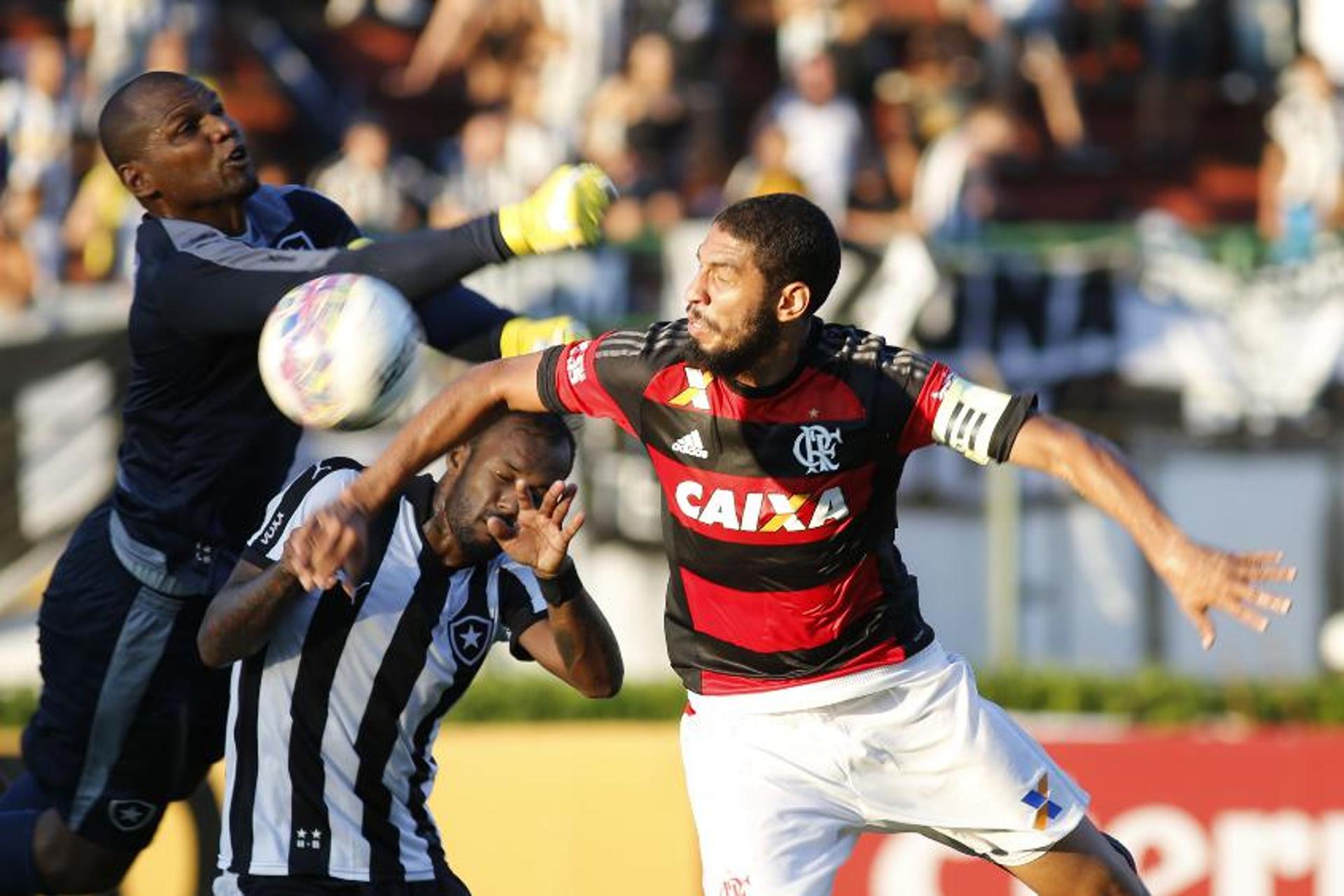 Wallace e Jefferson (Foto: RUI PORTO FILHO/AGIF/Lancepress!)