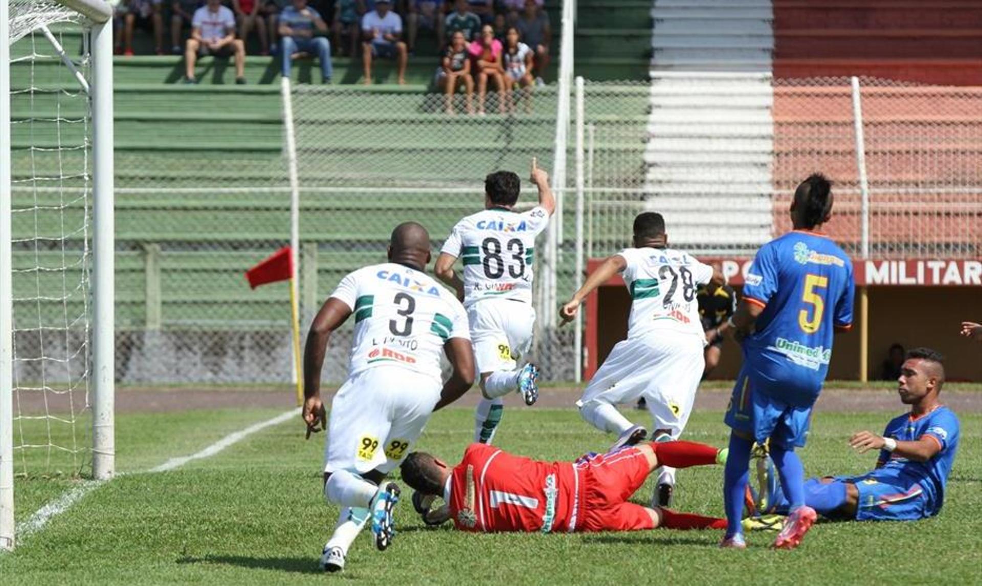 Com a vantagem, Coritiba pode até perde o jogo de volta por um gol de diferença que se classifica