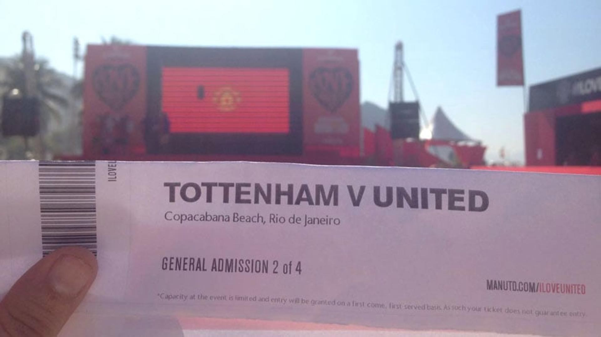 Manchester United reúne fãs brasileiros em Copacabana (Foto: Luiza Sá)