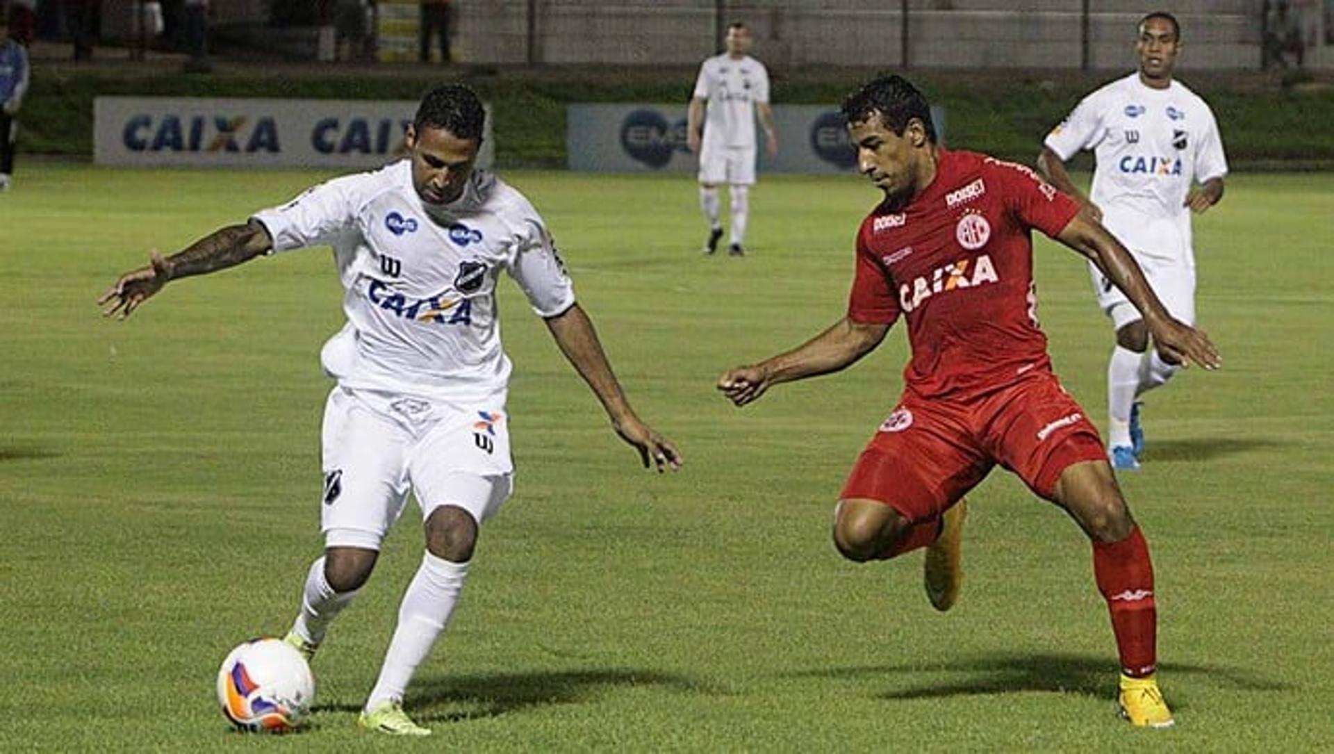 ABC e América-RN empataram no primeiro Clássico Rei no ano do centenário (Foto: Augusto Ratis)