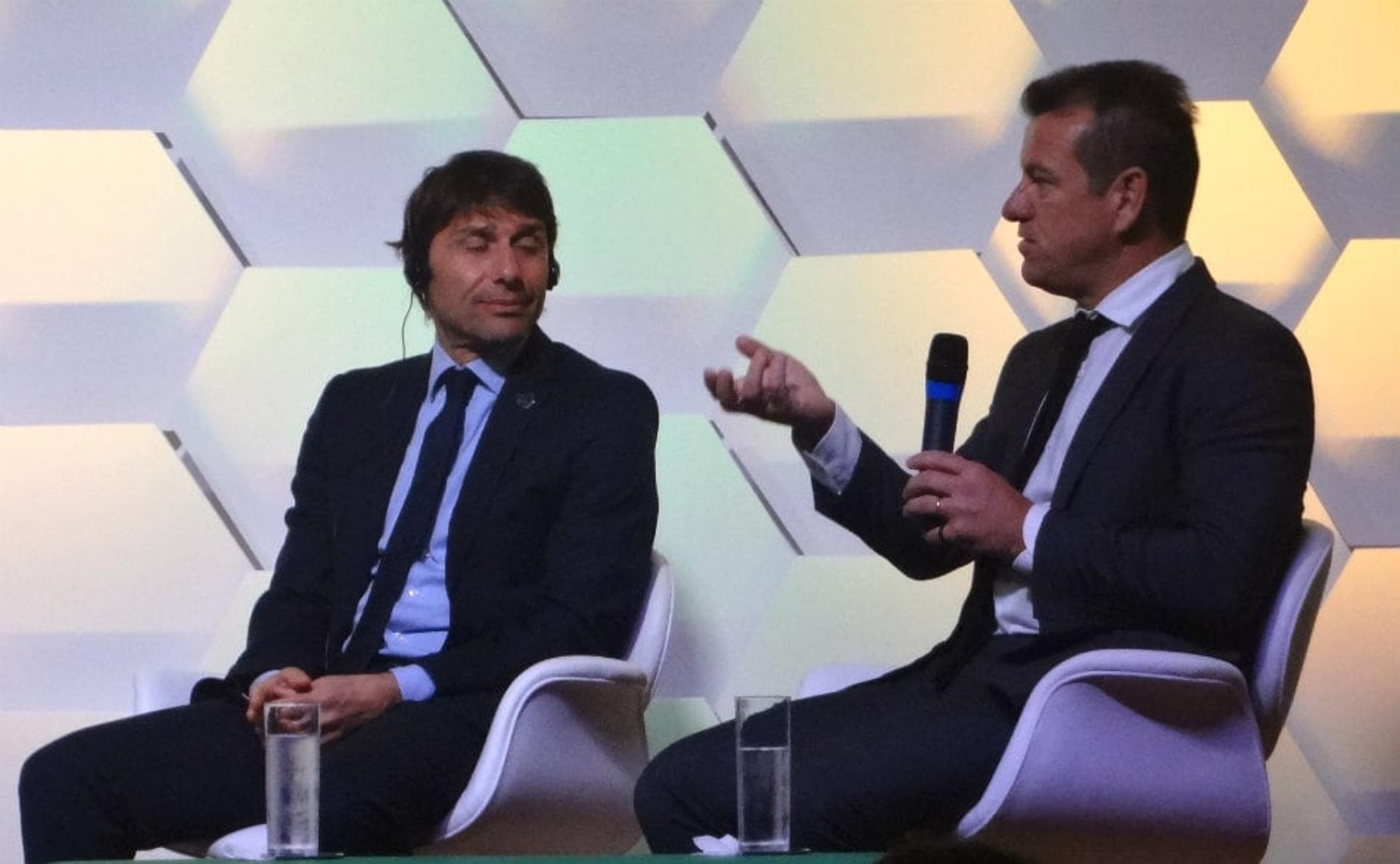 Conte e Dunga em evento na CBF (Foto: Igor Siqueira)