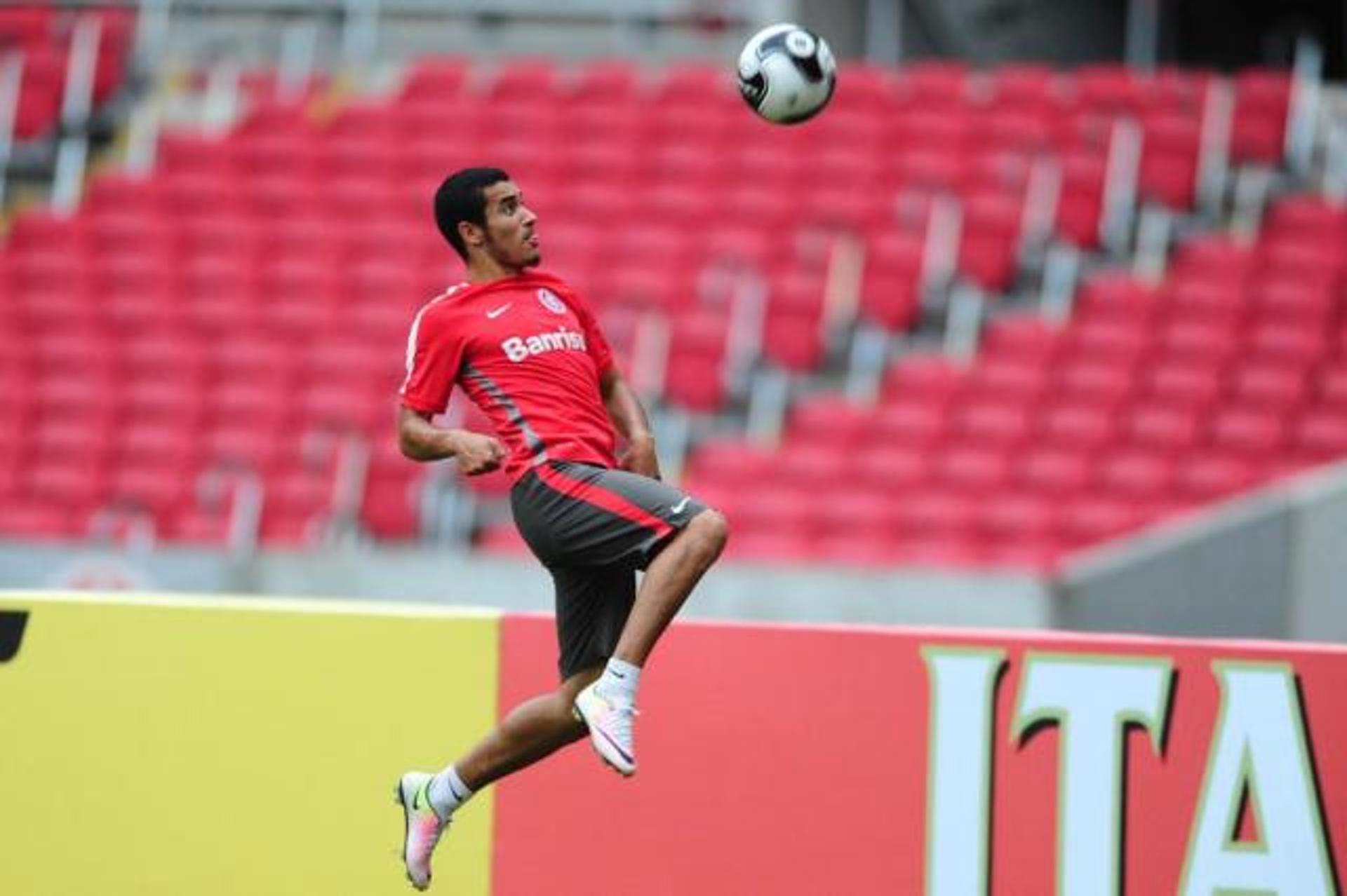 William - Inter (Foto: Ricardo Duarte / Internacional)