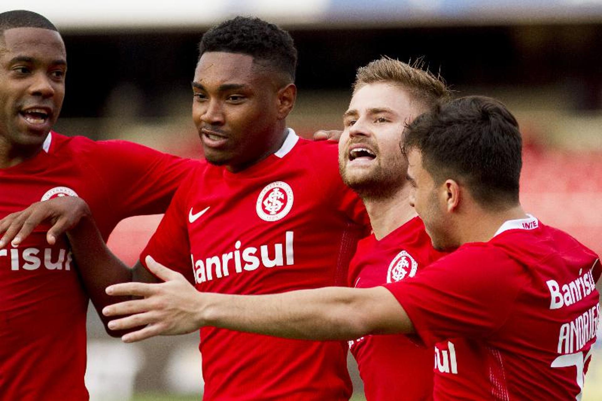 São Paulo x Internacional - Gol Eduardo Sasha