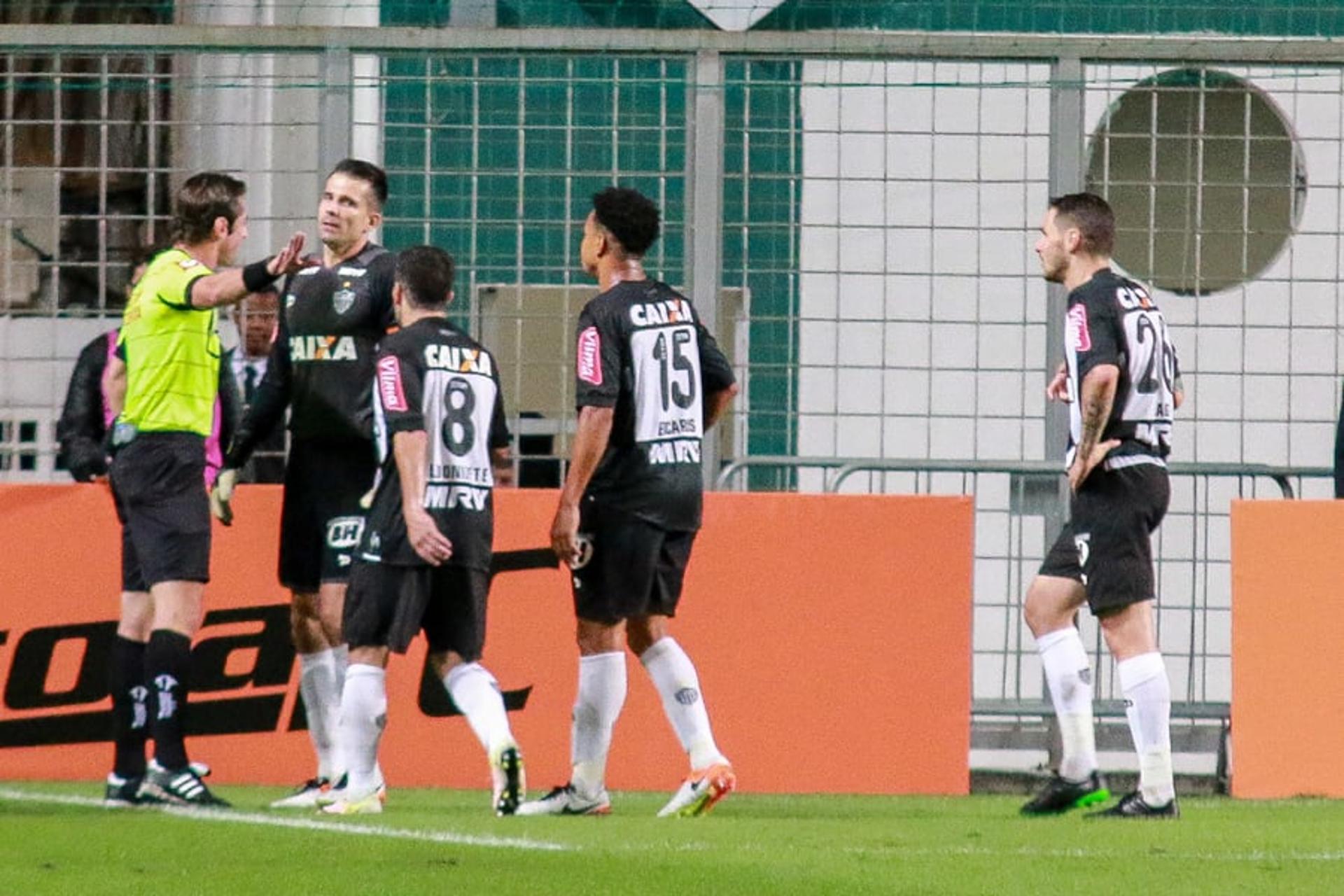 Brasileirão - Gremio X AtleticoMG (Foto:Dudu Macedo/fotoarena)