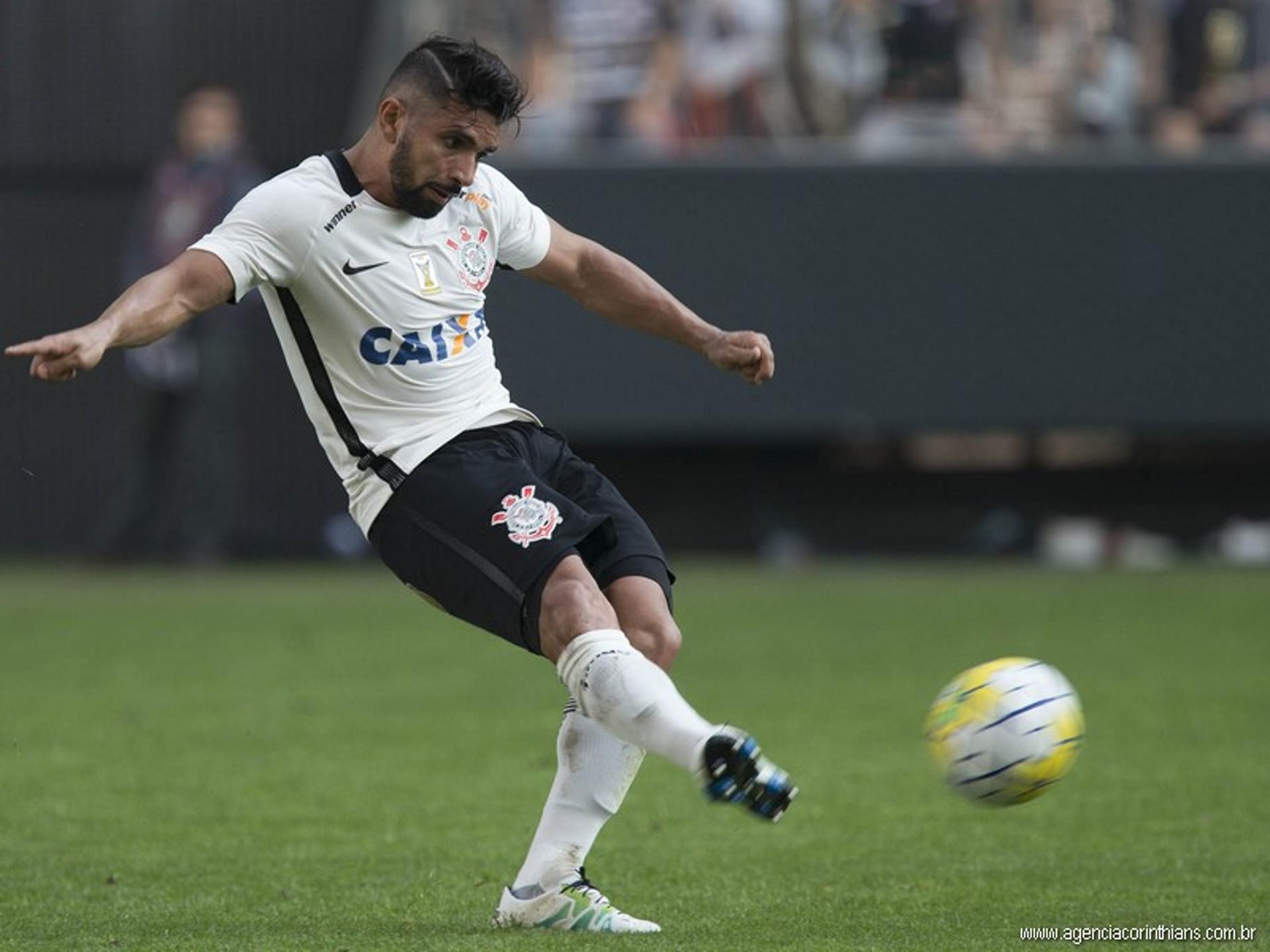 Guilherme soma três gols e quatro assistências em 19 jogos pelo Corinthians. Deles, 17 como titular ​