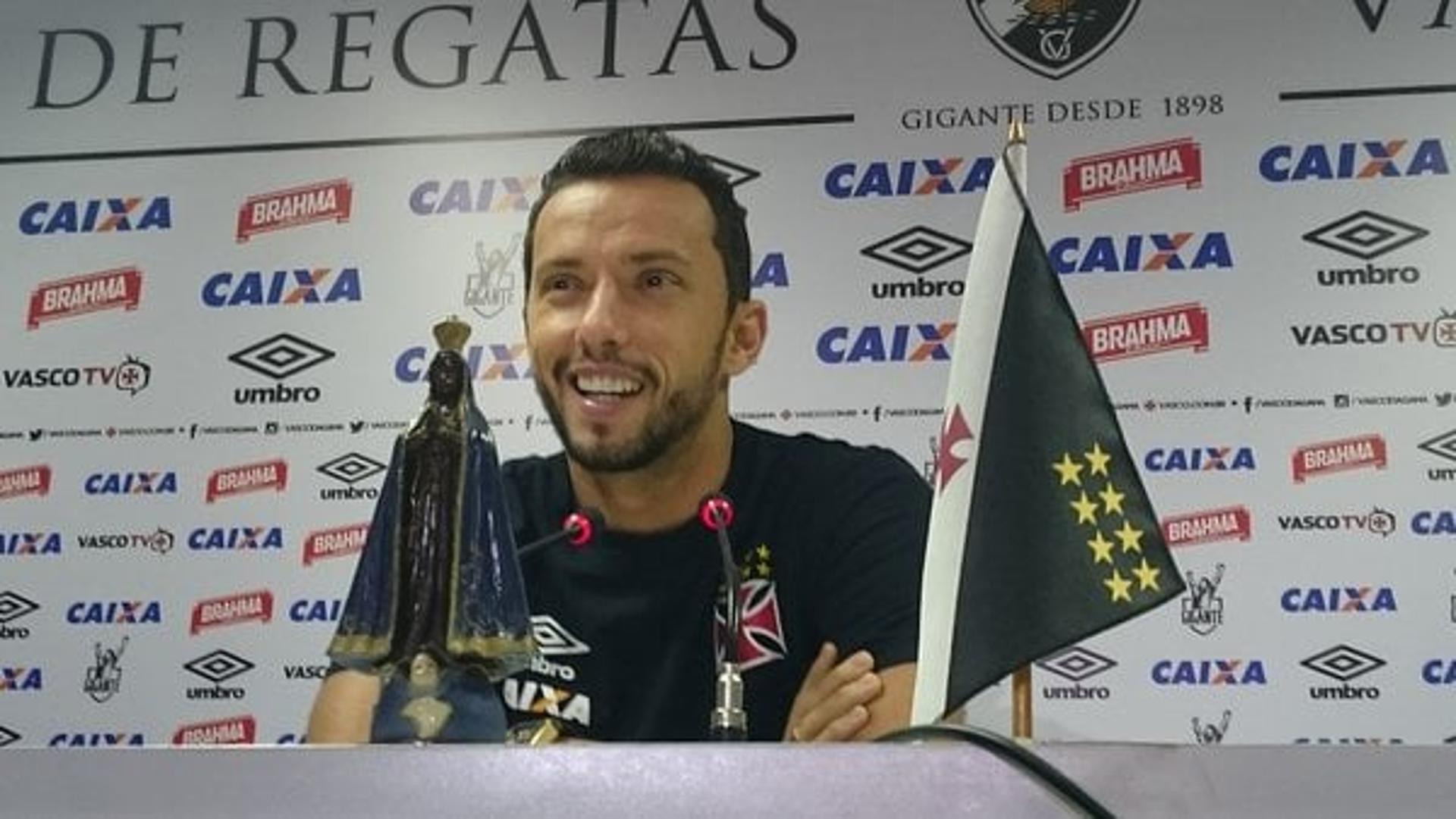 Nenê está feliz com a fase no Vasco (Foto: David Nascimento/LANCE!Press)