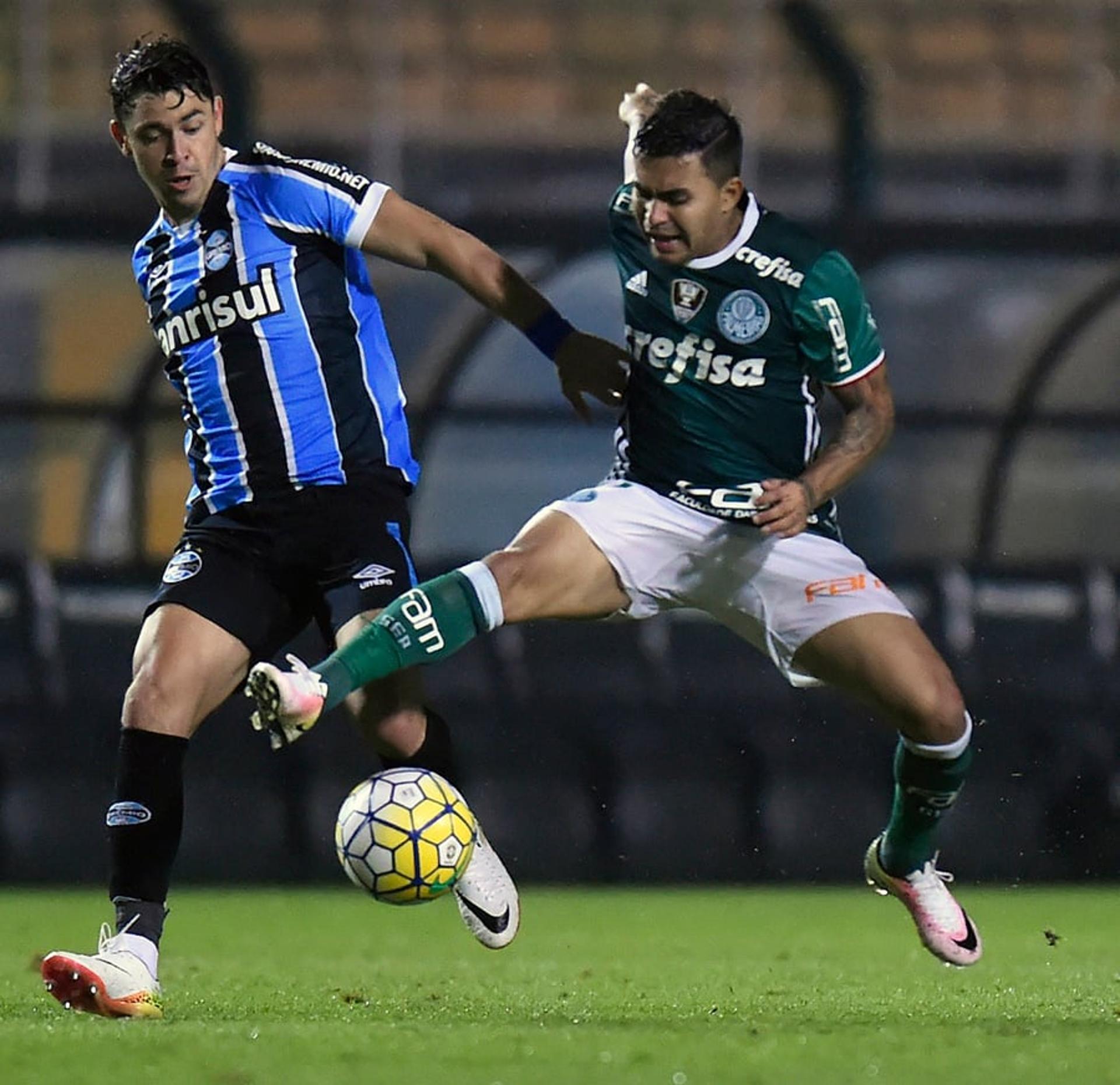 Vitória por 4 a 3 do Palmeiras, com duas viradadas sobre o Grêmio, pela 5ª rodada, foi a mais lembrada