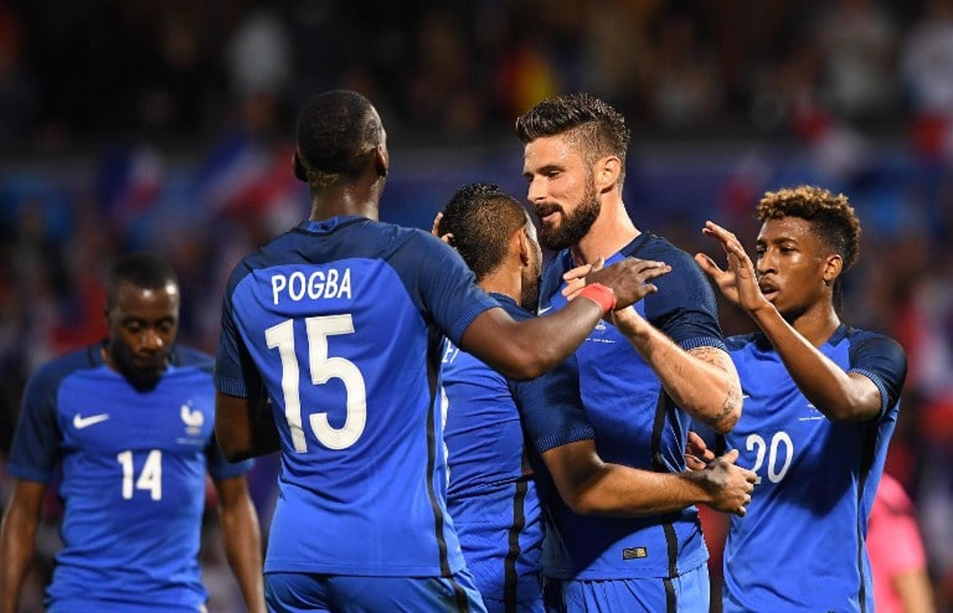 Giroud e Pogba - França x Escócia