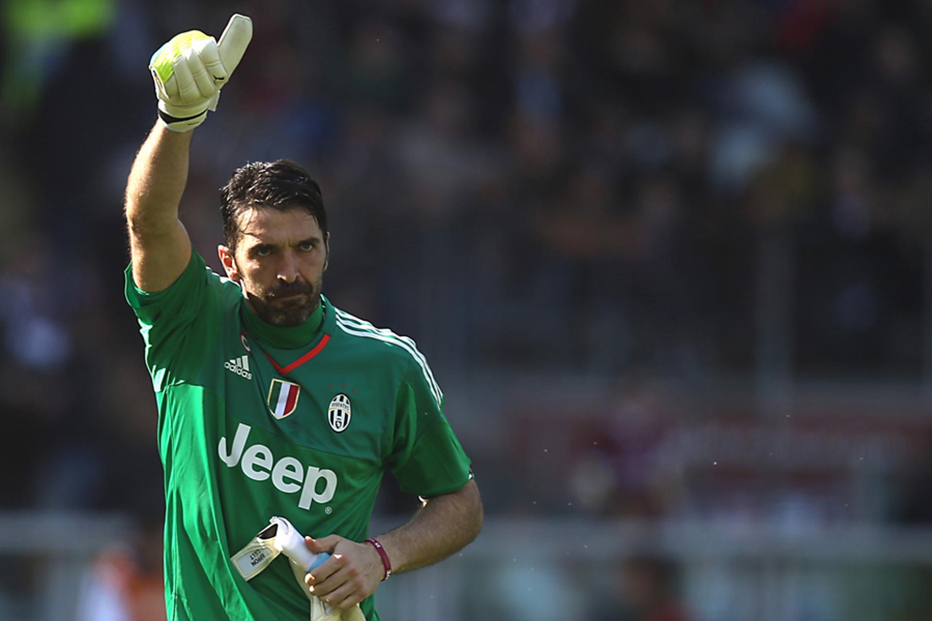 Goleiro: Buffon<br>