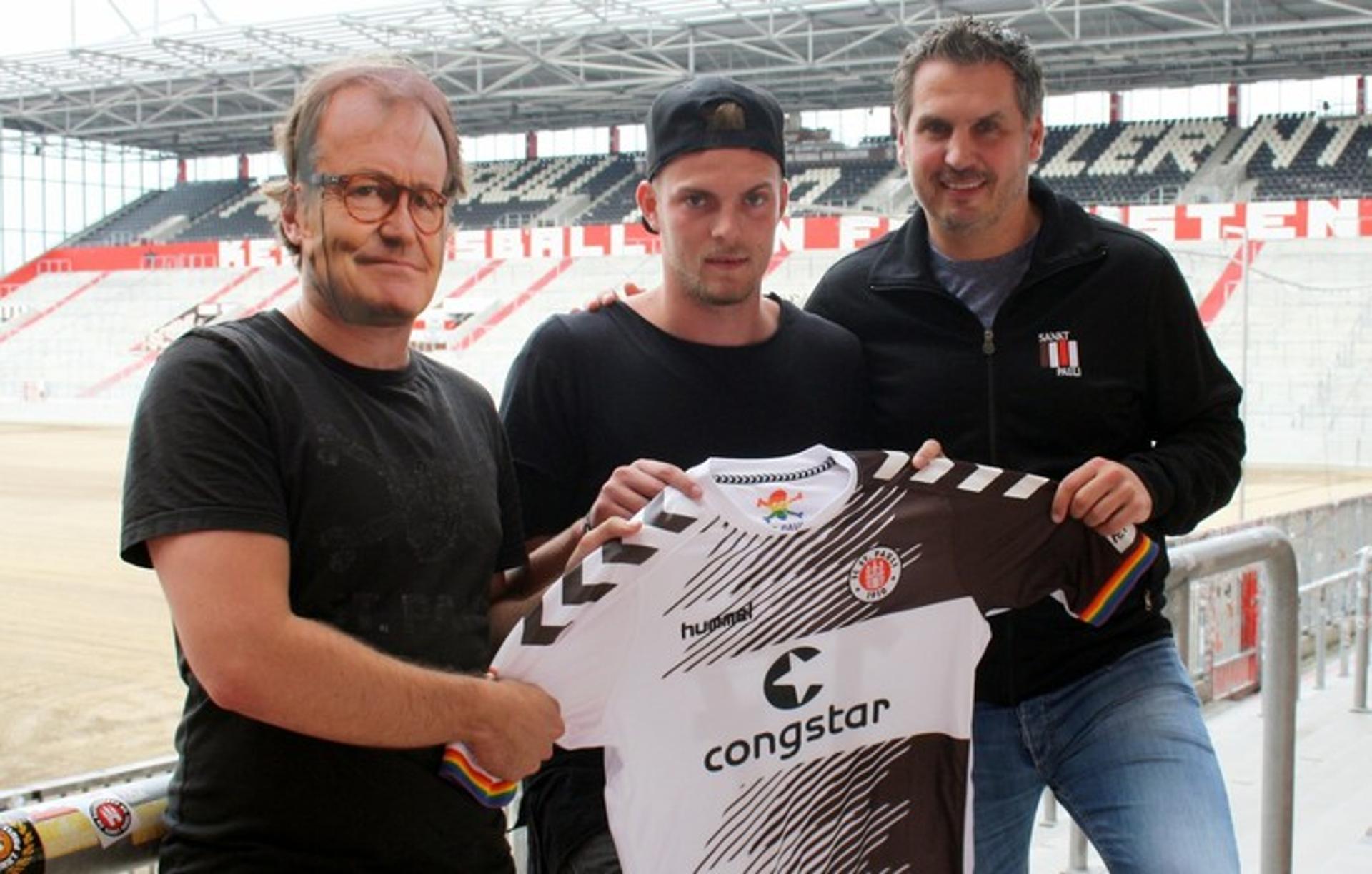 St Pauli - Apresentação de Marvin Ducksch