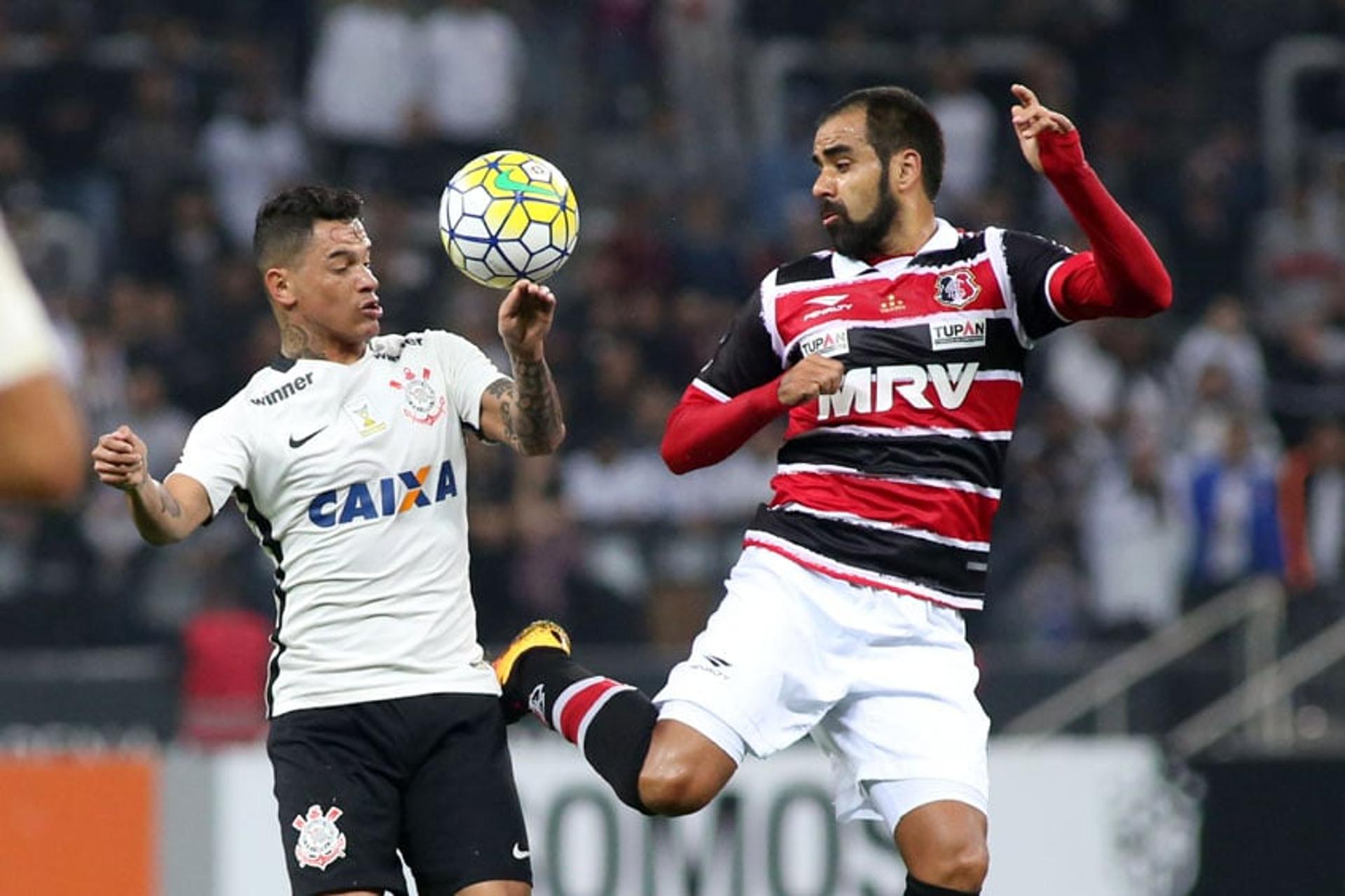 Último duelo: Corinthians 2 x 1 Santa Cruz - 25/6