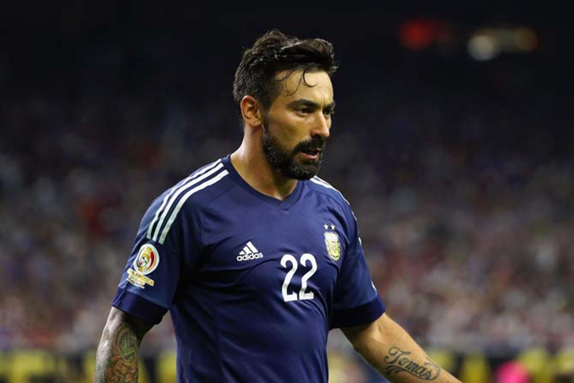 Veja imagens da carreira de Lavezzi