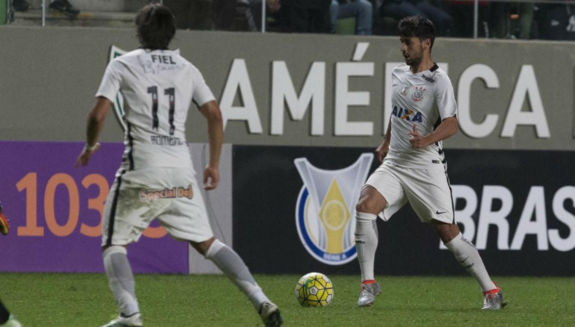 Camacho atuou por 14 minutos contra o América-MG