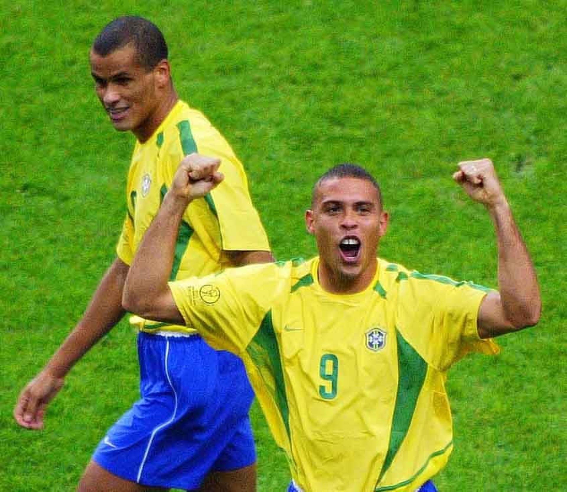 De novo contra a Turquia, na semifinal, o biquinho de Ronaldo deu a vaga ao Brasil