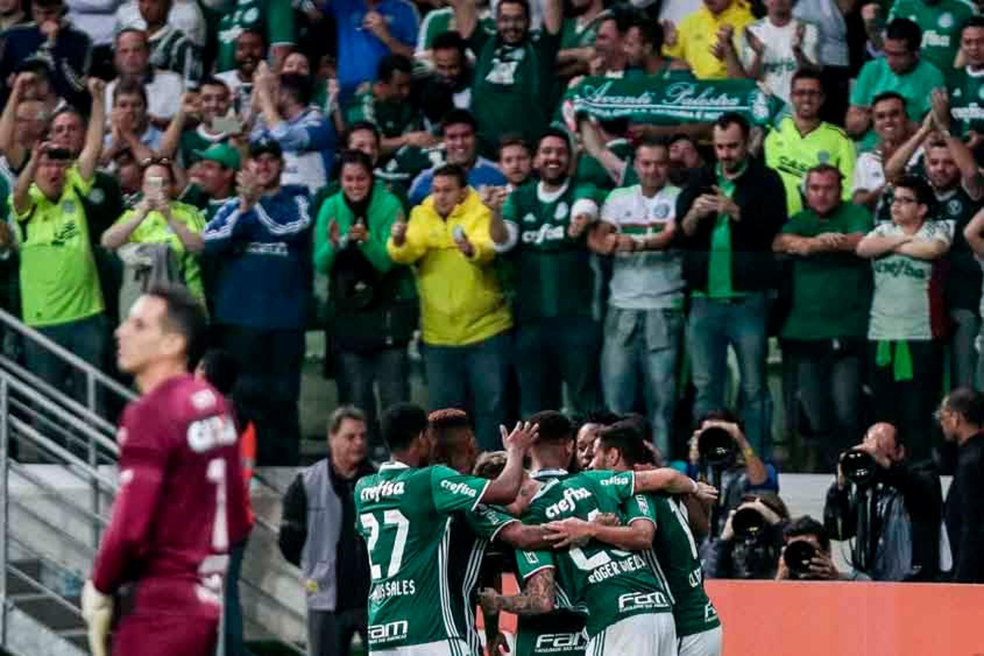 Palmeiras tem 21 pontos como mandante