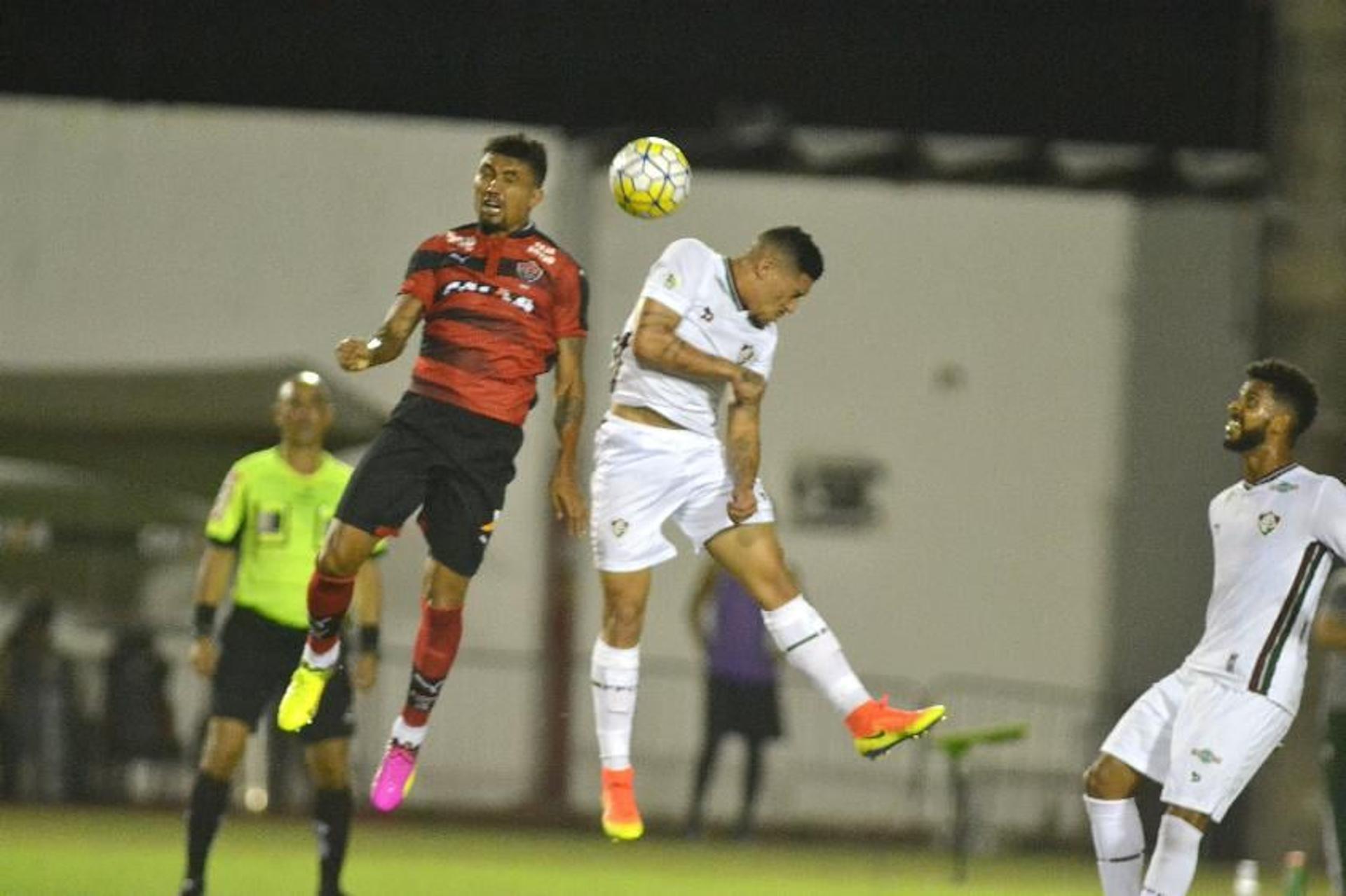 Vitória e Fluminense ficam no empate no Barradão