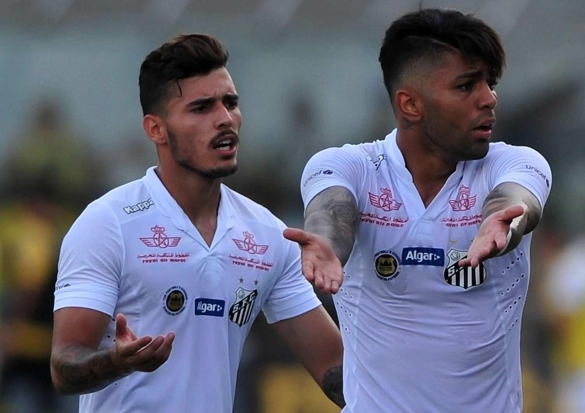 Zeca e Gabigol podem se despedir do Santos no sábado&nbsp;