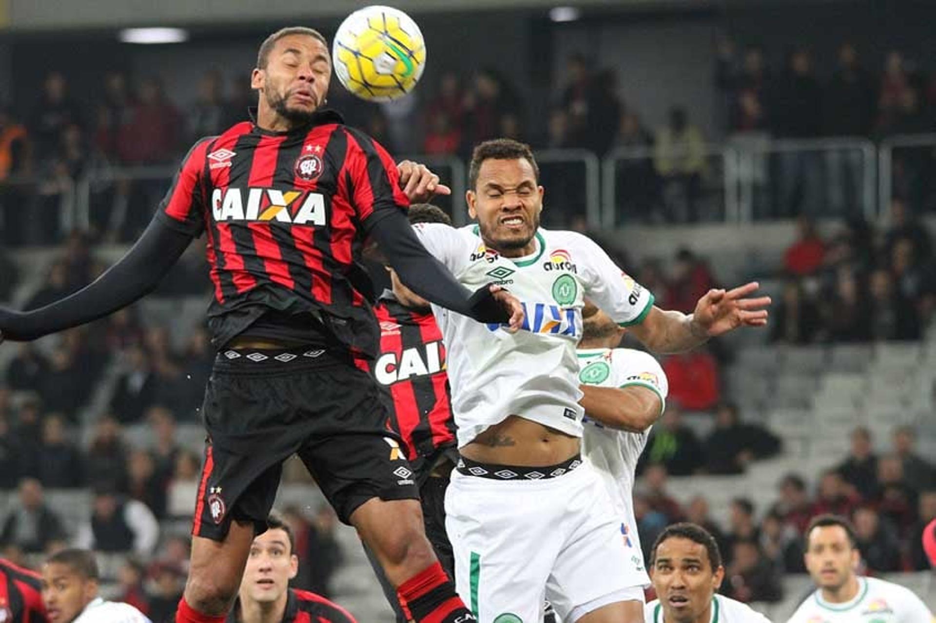 Atlético-PR x Chapecoense