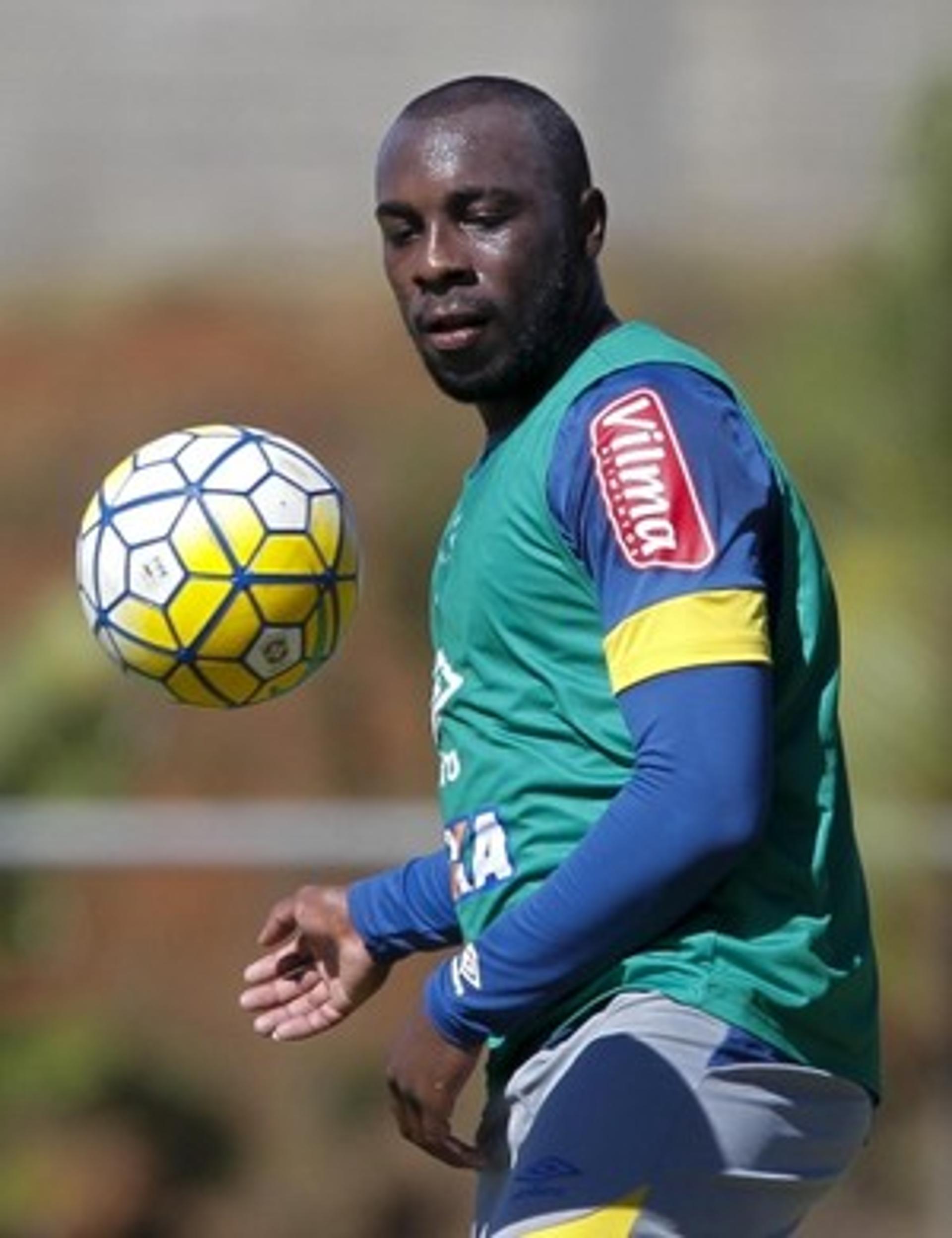 Manoel, zagueiro do Cruzeiro (Foto: Washington Alves/LightPress)