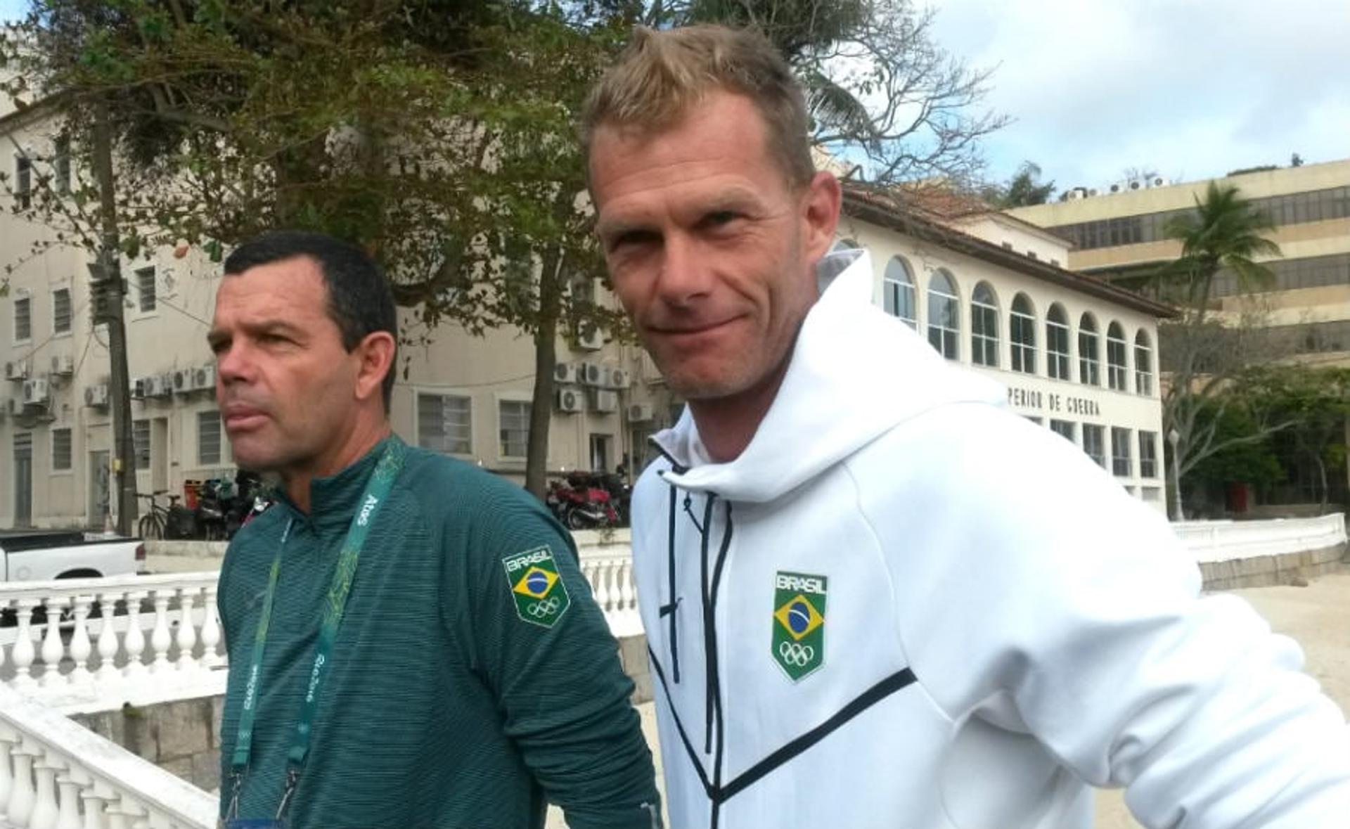 Torben Grael ao lado de Robert Scheidt (Foto: Igor Siqueira)