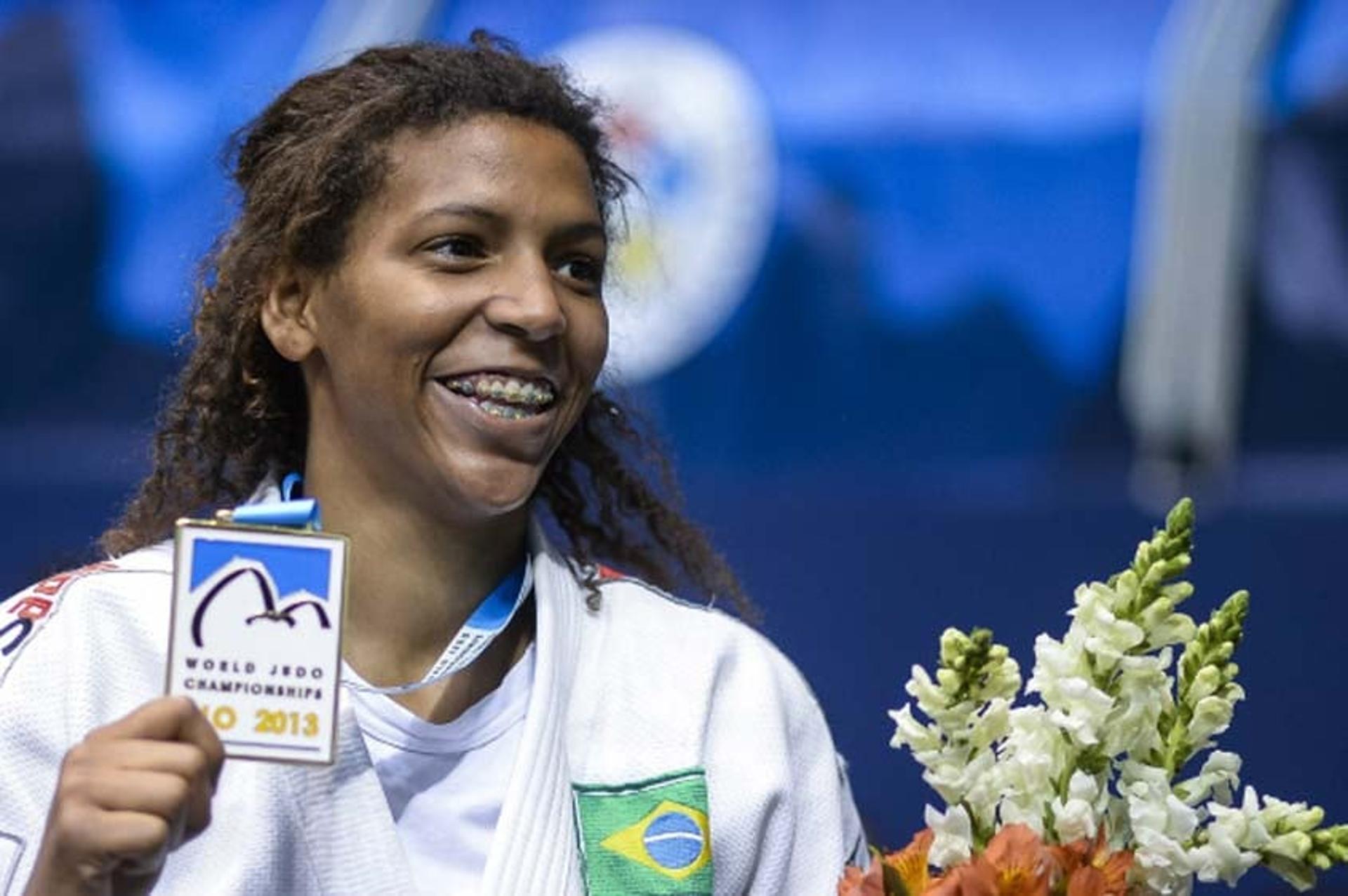 A judoca Rafaela Silva busca medalha na categoria até 57 kg