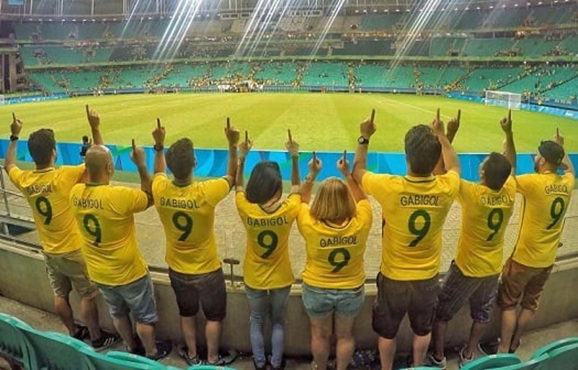 Torcida de amigos e familiares de Gabigol