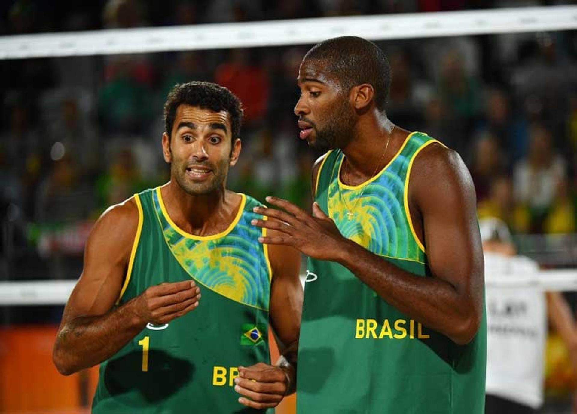 Evandro e Pedro Solberg (Foto:AFP)