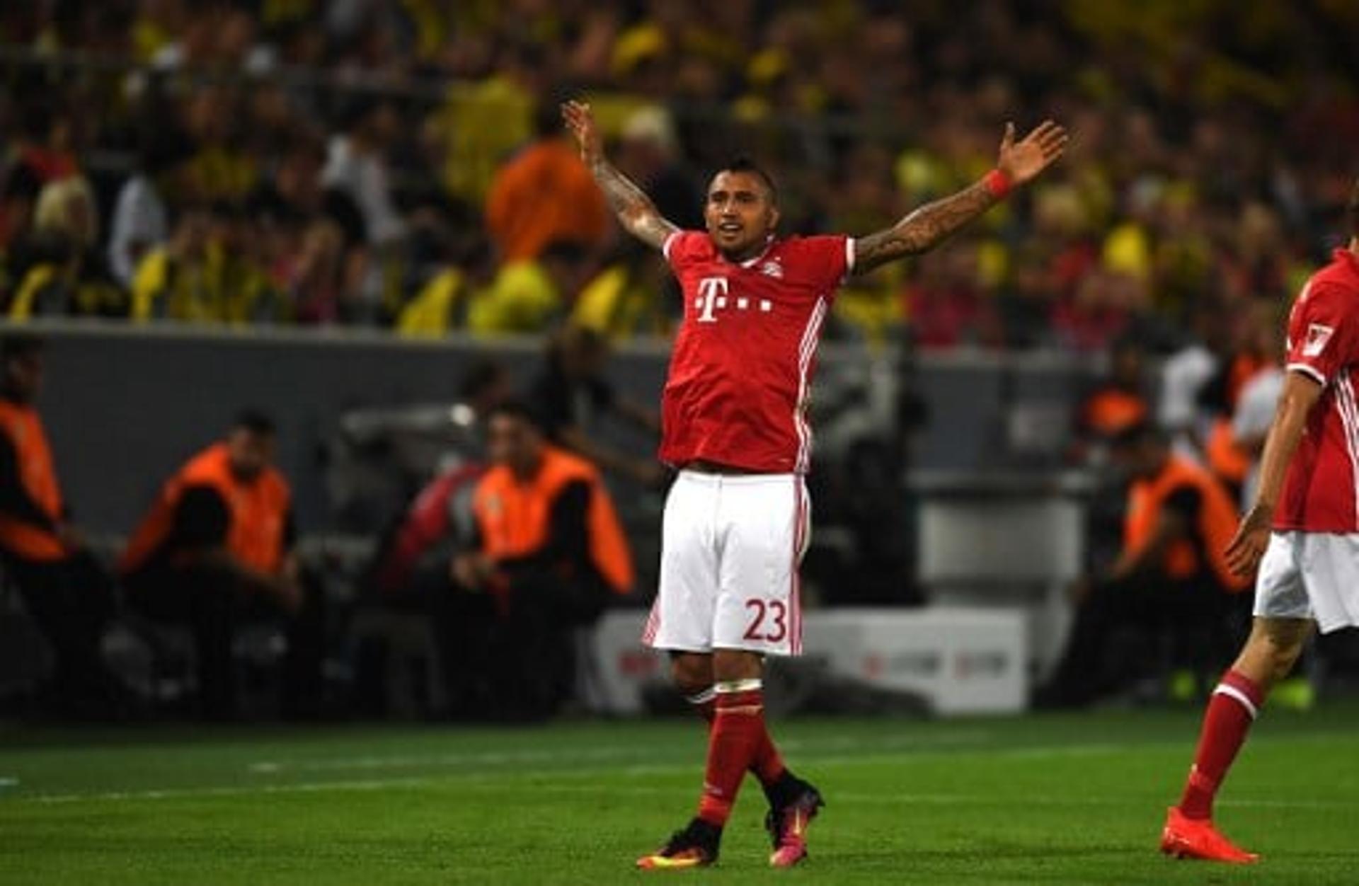 Vidal - Borussia Dortmund x Bayern de Munique