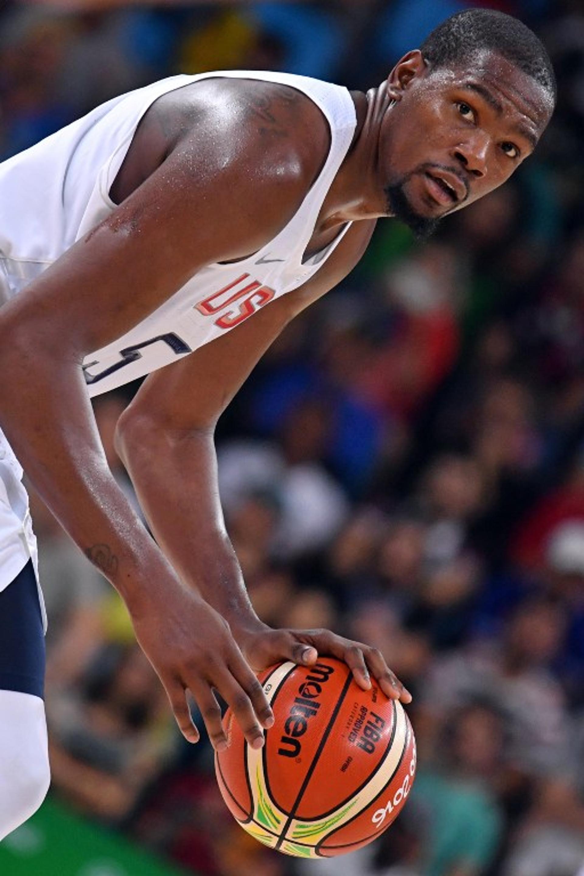 Kevin Durant durante o duelo dos EUA com a França