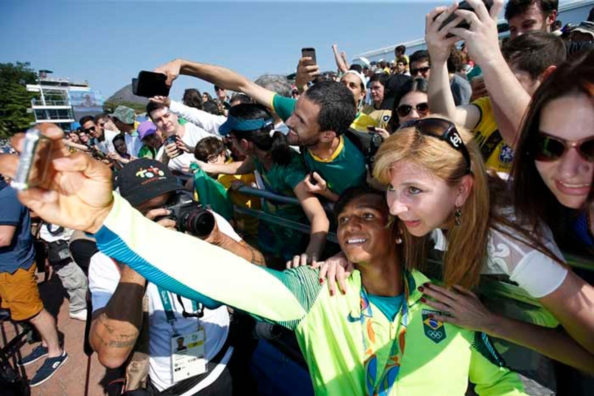 Isaquias Queiroz conquistou mais uma medalha olímpica