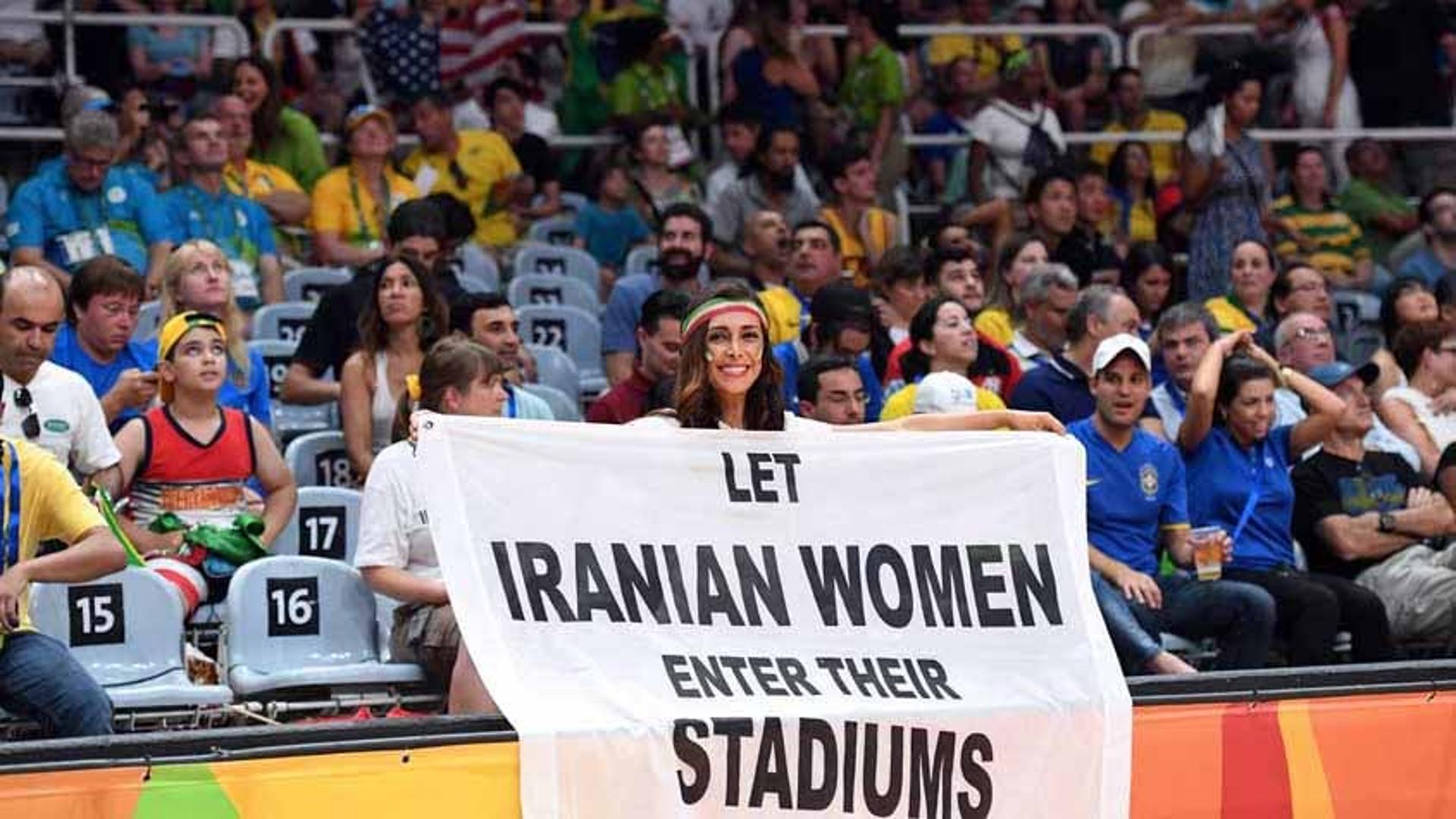 Deixem as mulheres Iranianas entrarem nos estadios