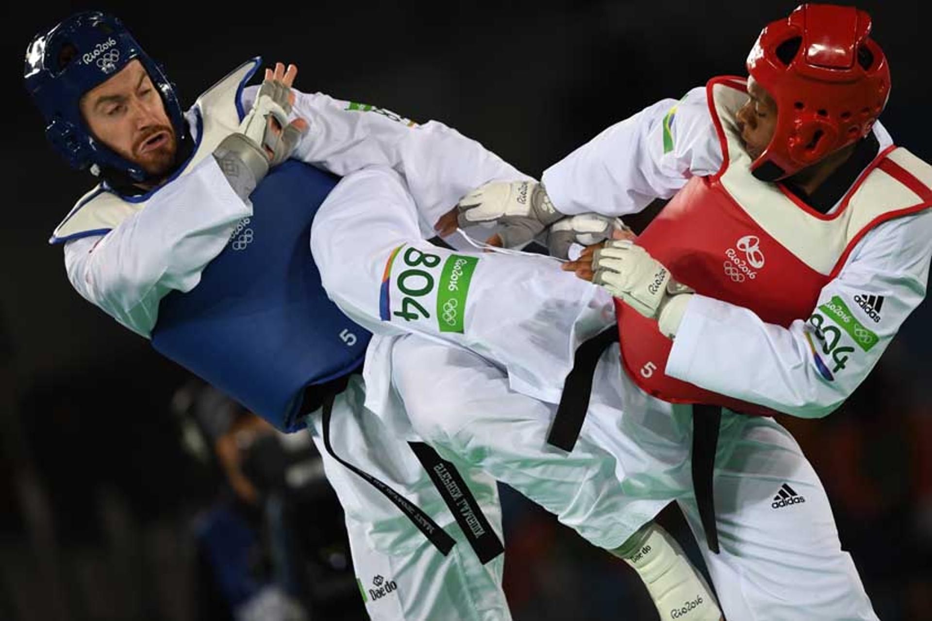 Brasileiro&nbsp;Maicon Siqueira perdeu para atleta de Níger, mas irá disputar o bronze&nbsp;