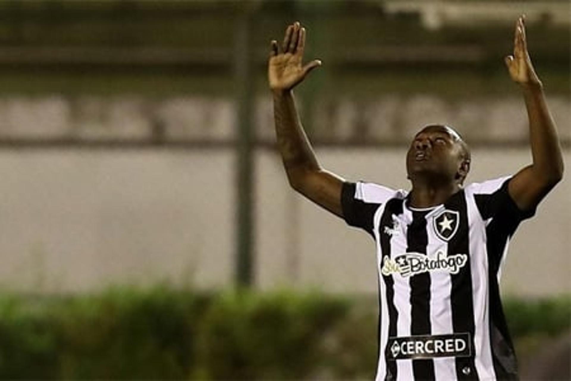 Botafogo x Sport - Campeonato Brasileiro - Sassá (Foto: Vitor Silva/ SS Press/Botafogo)