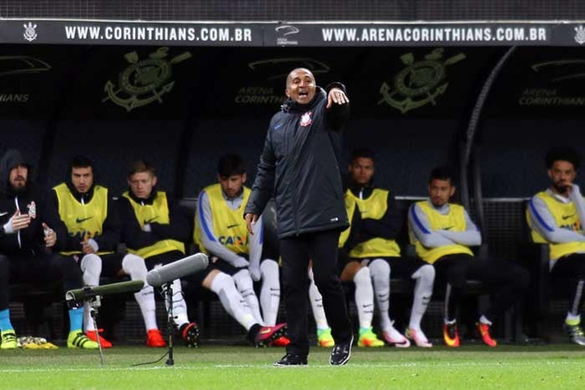 Campeonato Brasileiro - Corinthians x Vitória