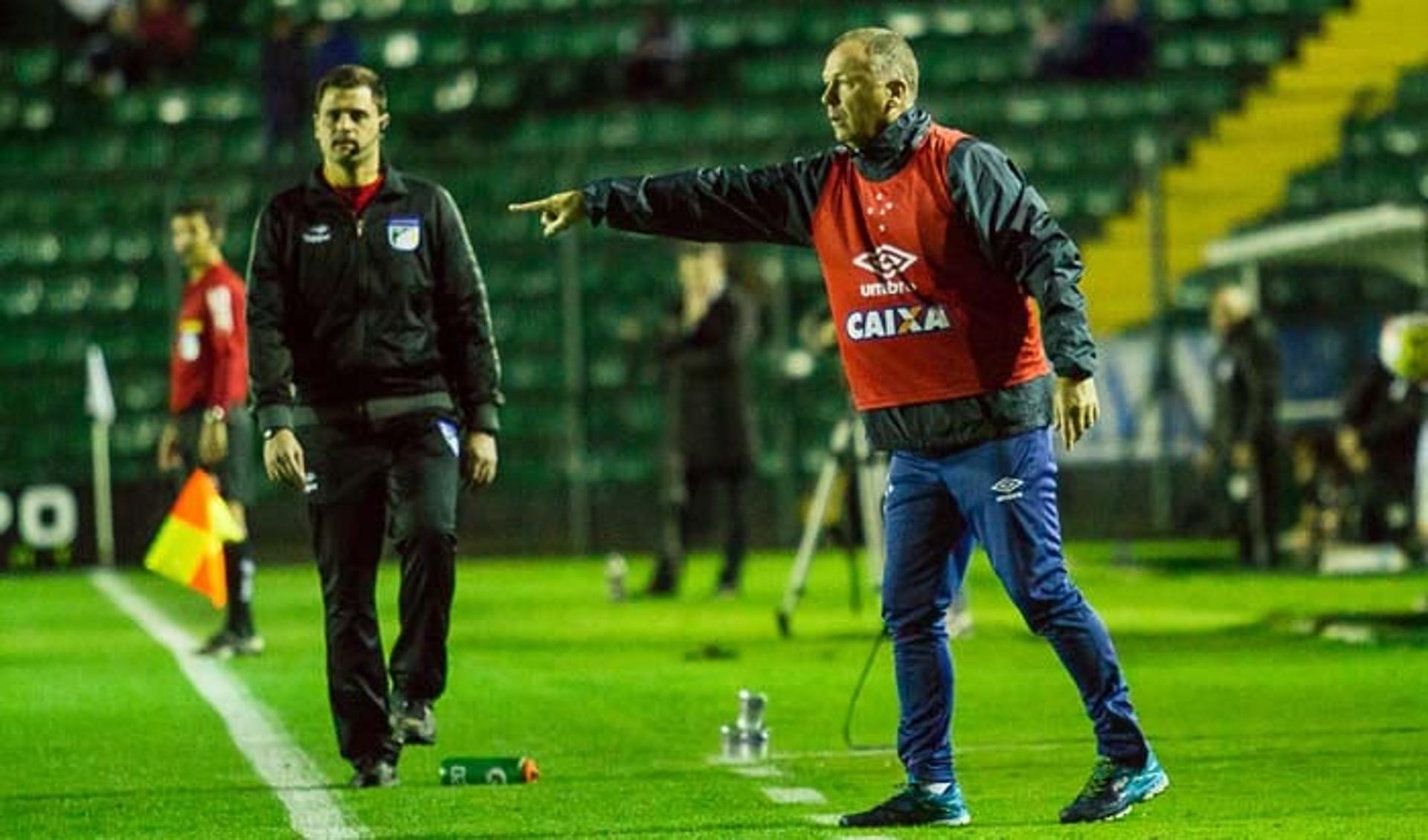 Figueirense 1x2 Cruzeiro - Mano Menezes