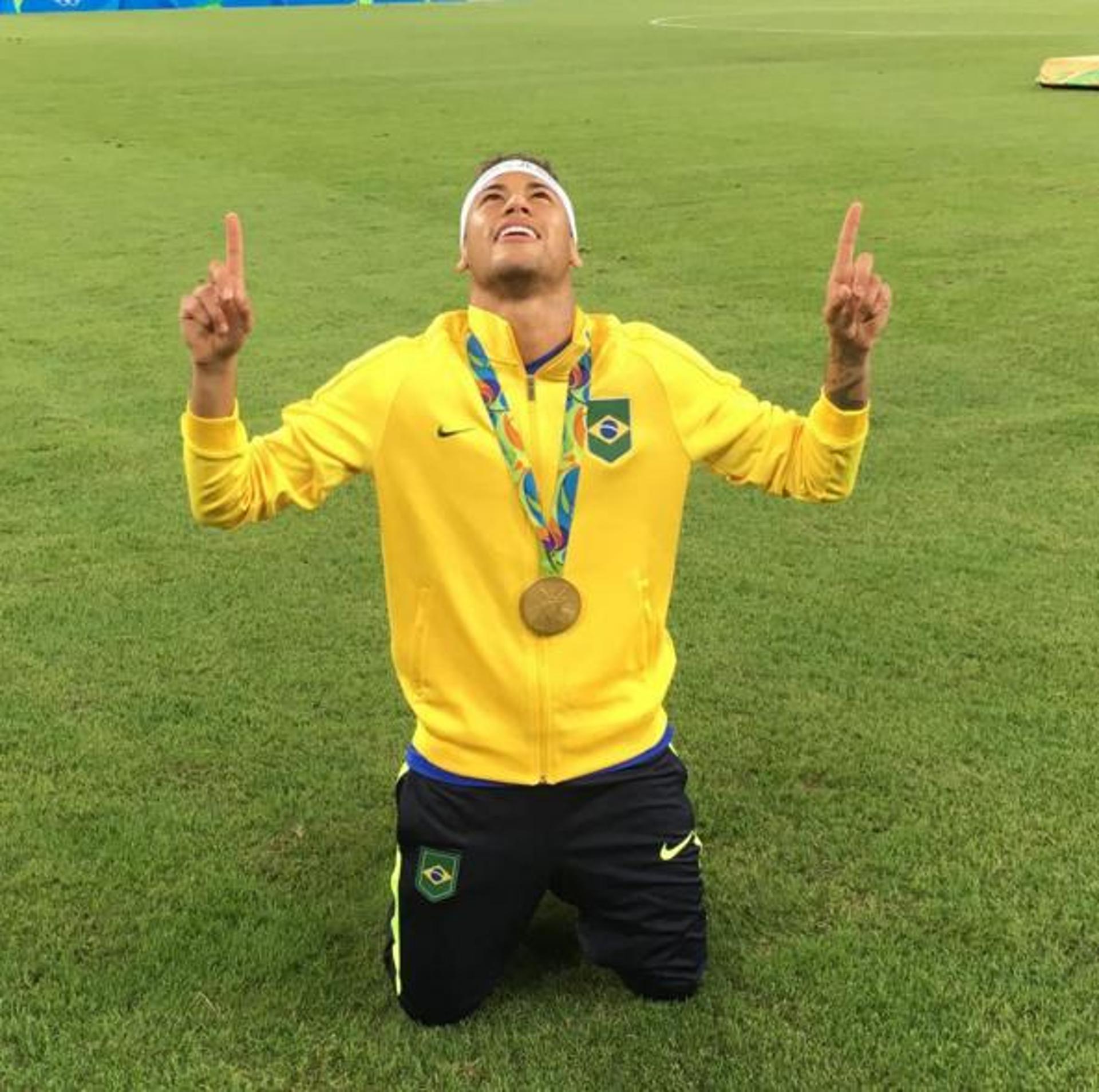 Confira o ranking das 10 fotos mais curtidas dos atletas competindo: 1ª -&nbsp;Neymar (após o inédito ouro)