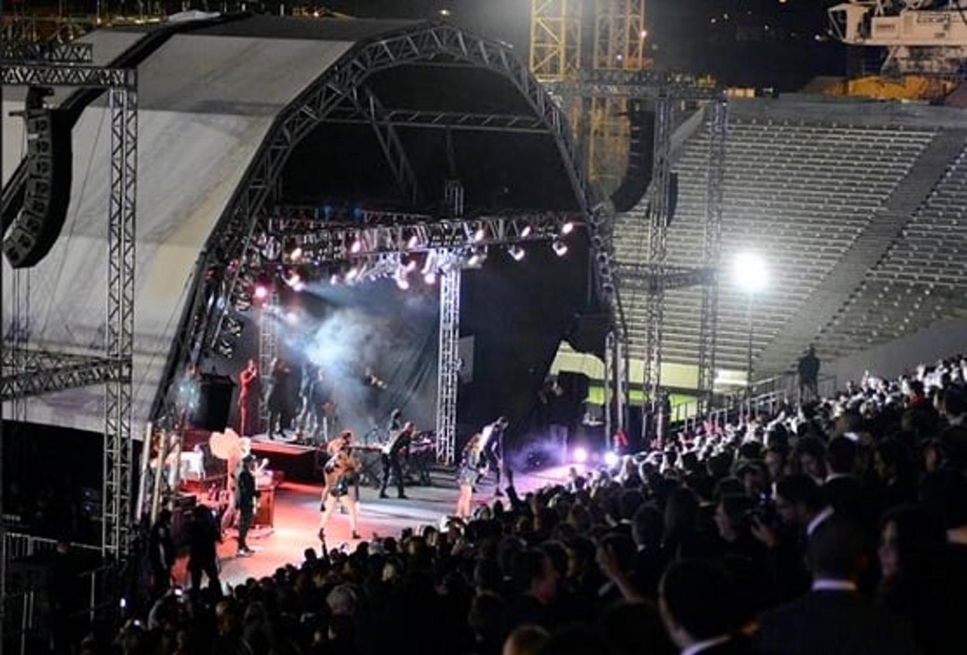 Arena Corinthians, ainda em obras, recebeu show da Ivete Sangalo (Foto: Mauro Horita)